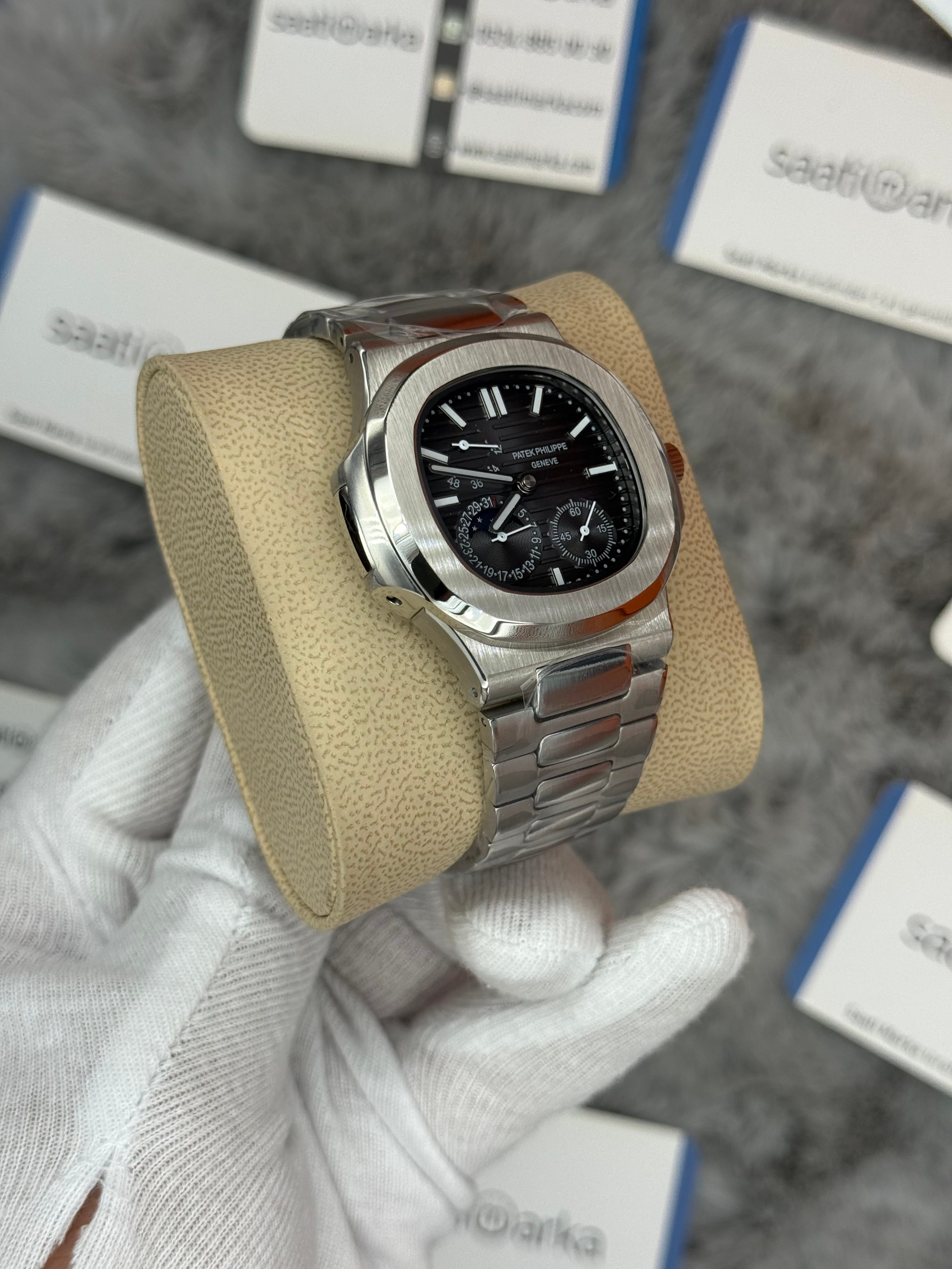 PATEK PHİLİPPE nautilus moontphase 5712 füme kadran silver kasa kordon 40mm erkek kol saati