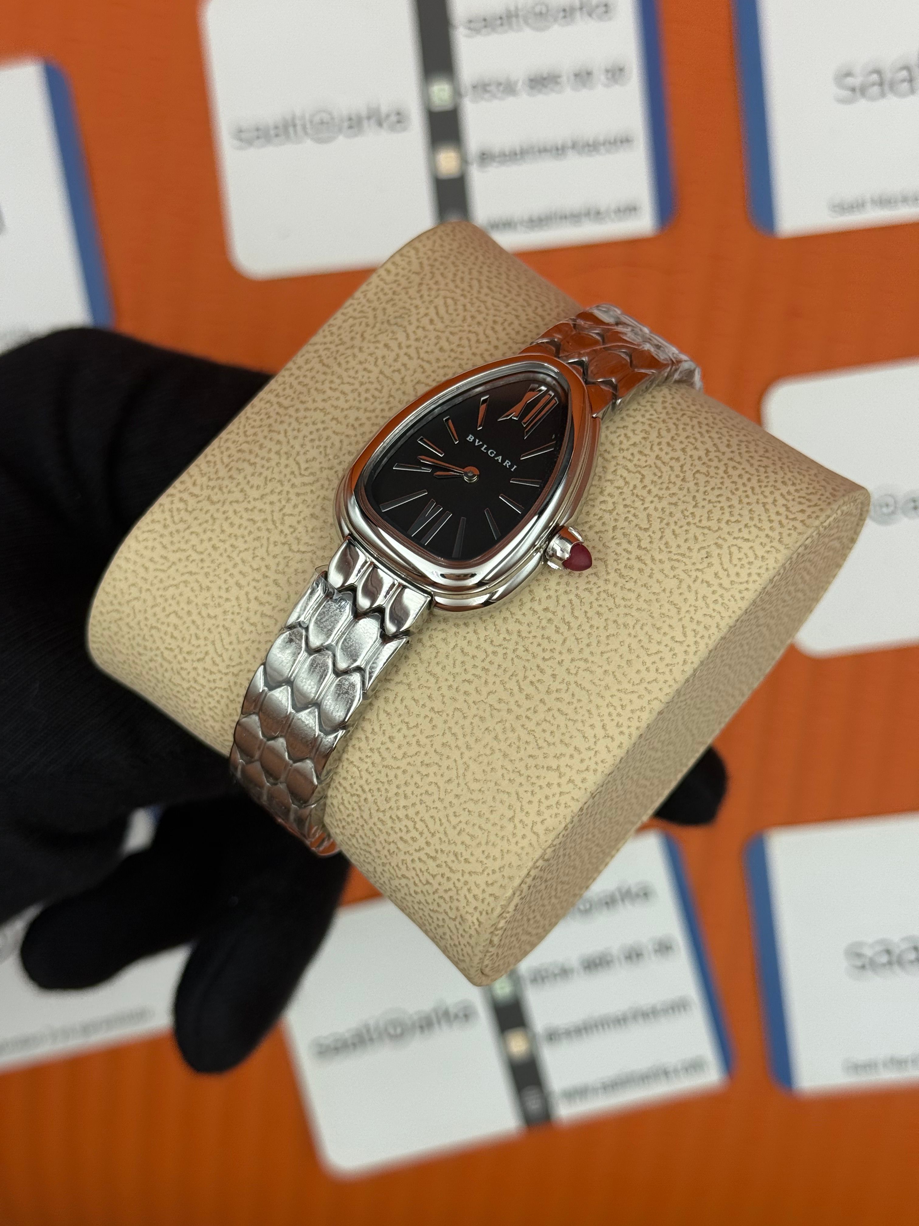 BVLGARİ serpenti seduttori siyah kadran silver kasa kordon kadın kol saati