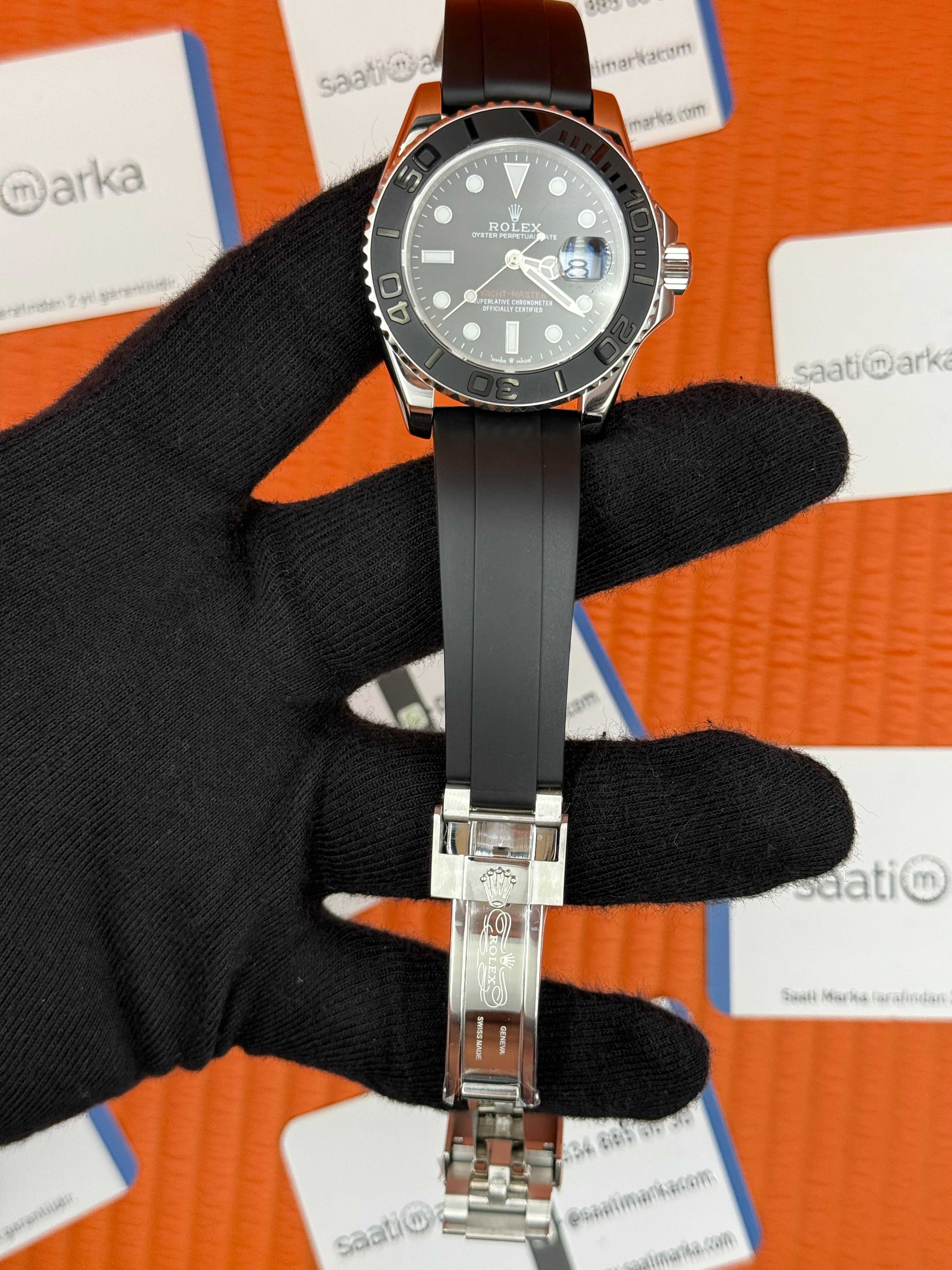 ROLEX Yacht Master black sial siyah kauçuk kordon silver kasa