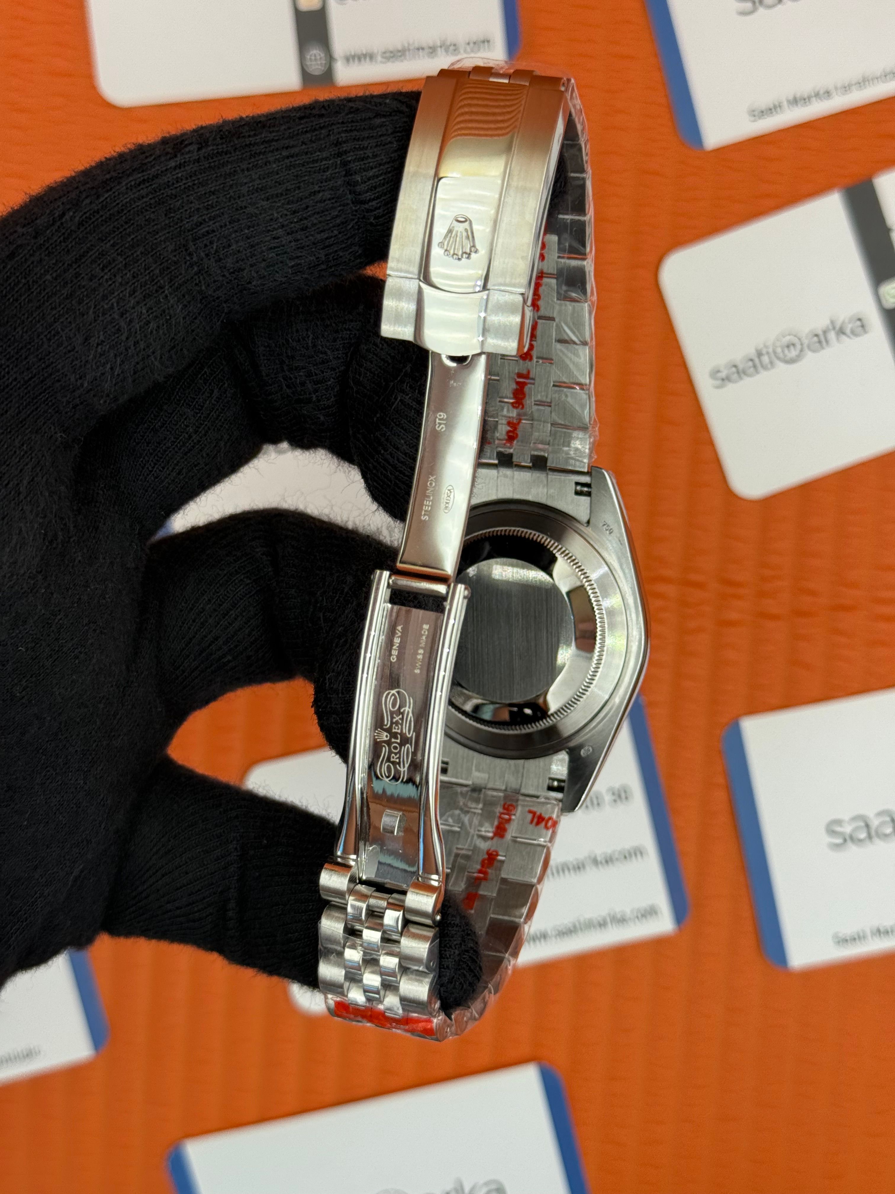 ROLEX Datejust baget taşlı green dial silver jubilee kordon