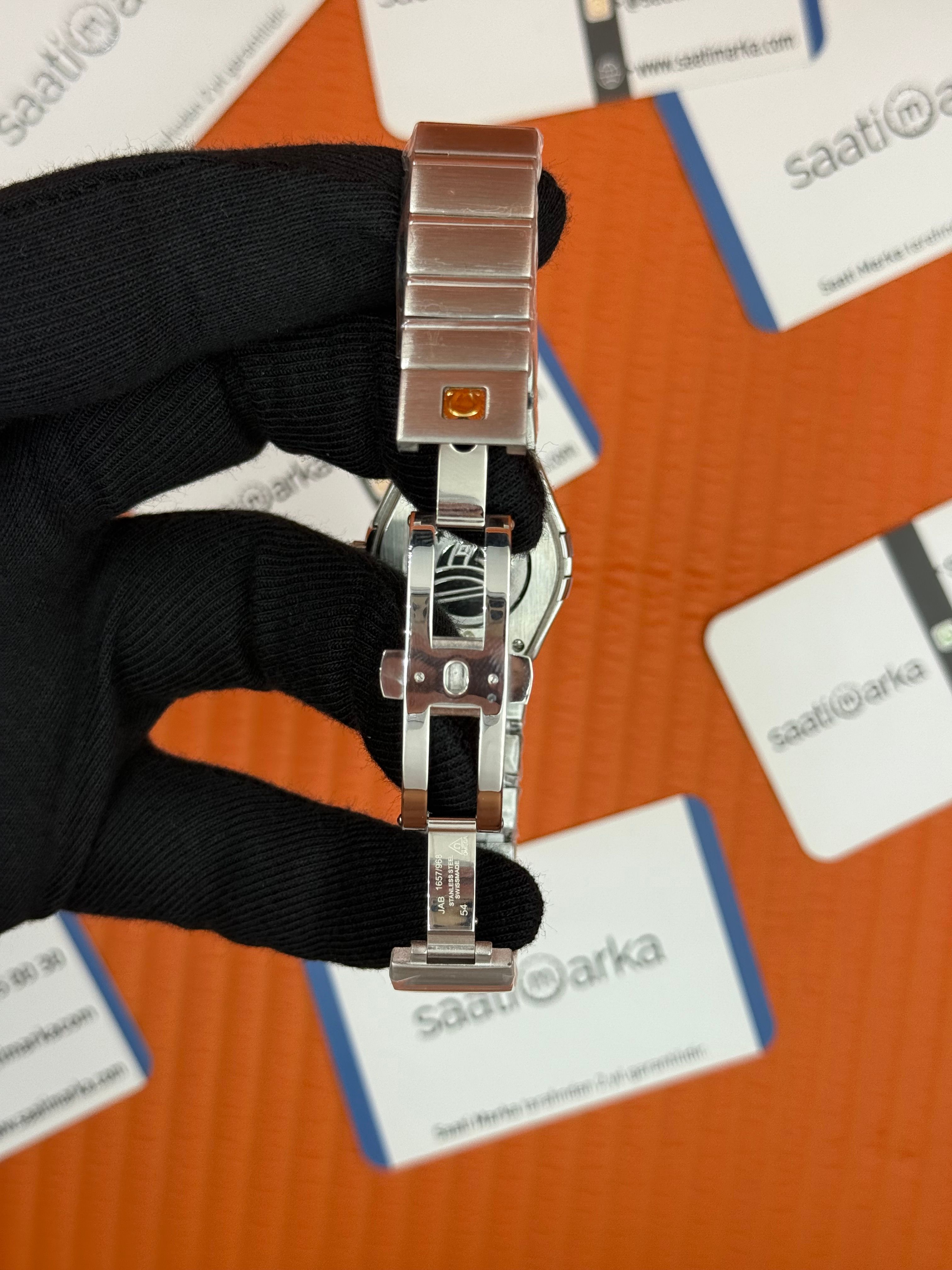 OMEGA constellation beyaz kadran silver kasa kordon kadın kol saati