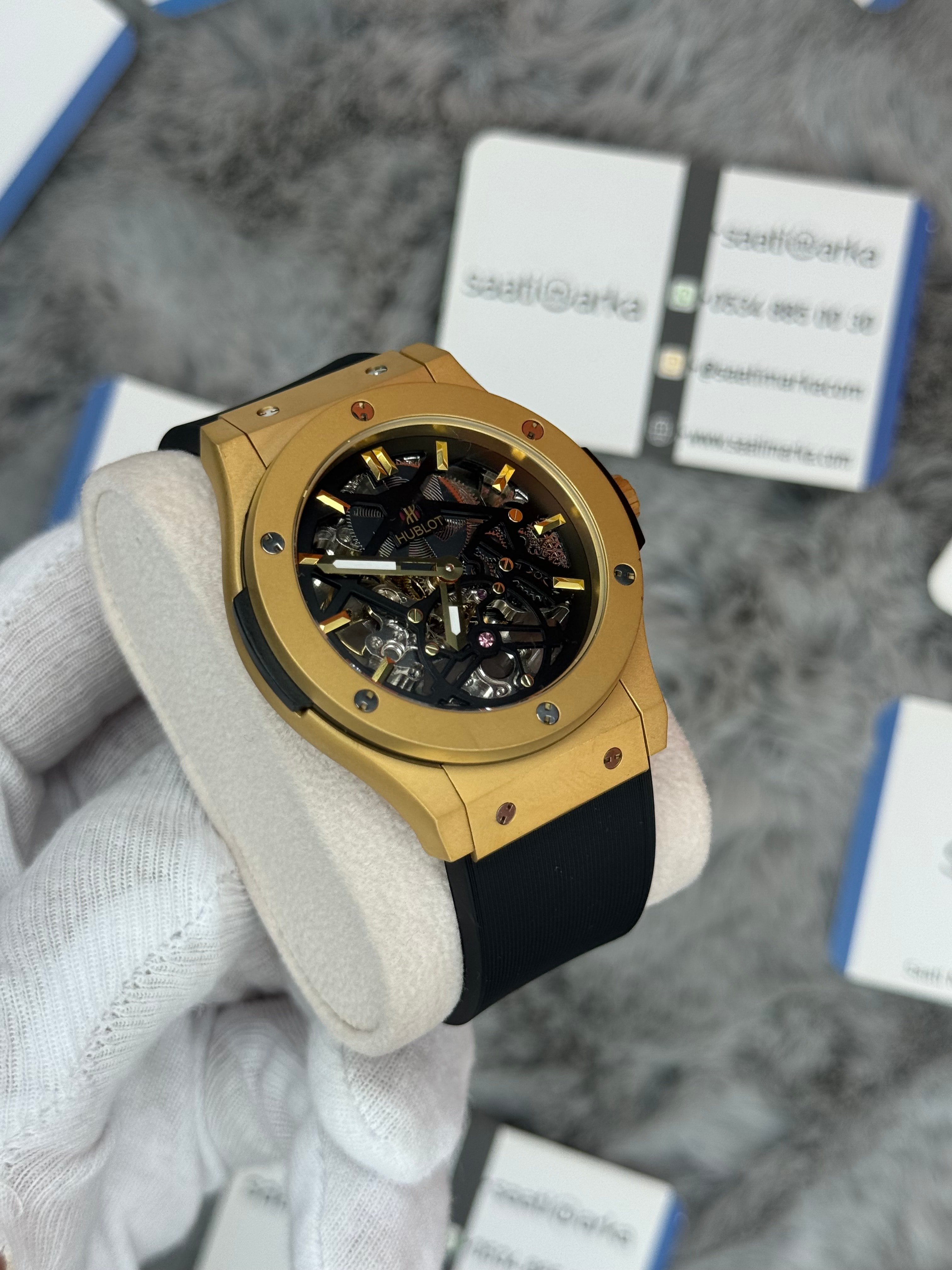 HUBLOT big bang tourbillon 41mm gold kasa siyah kauçuk kordon erkek kol saati