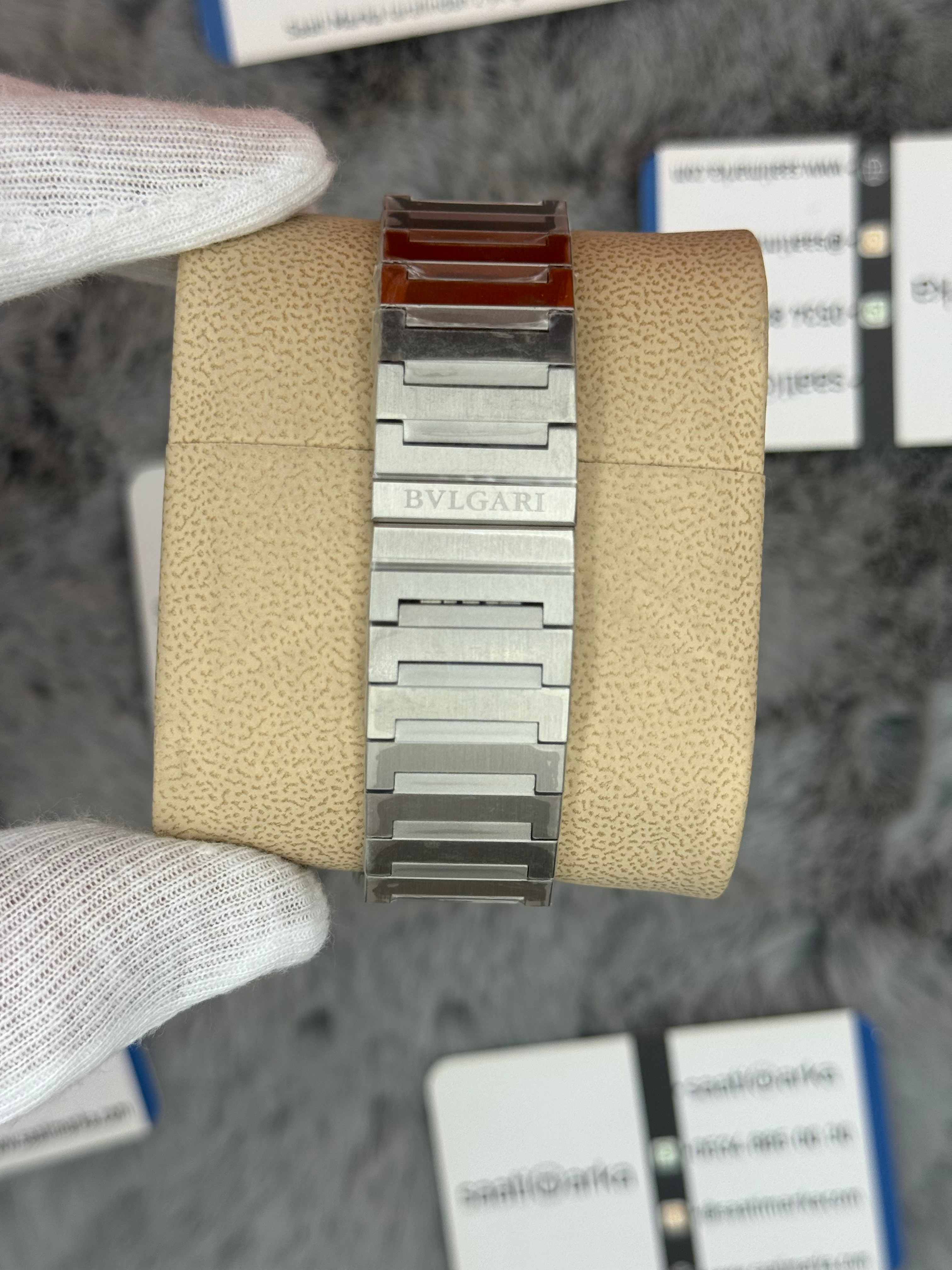 BVLGARİ octo 40mm mat gri kadran silver kasa kordon erkek kol saati