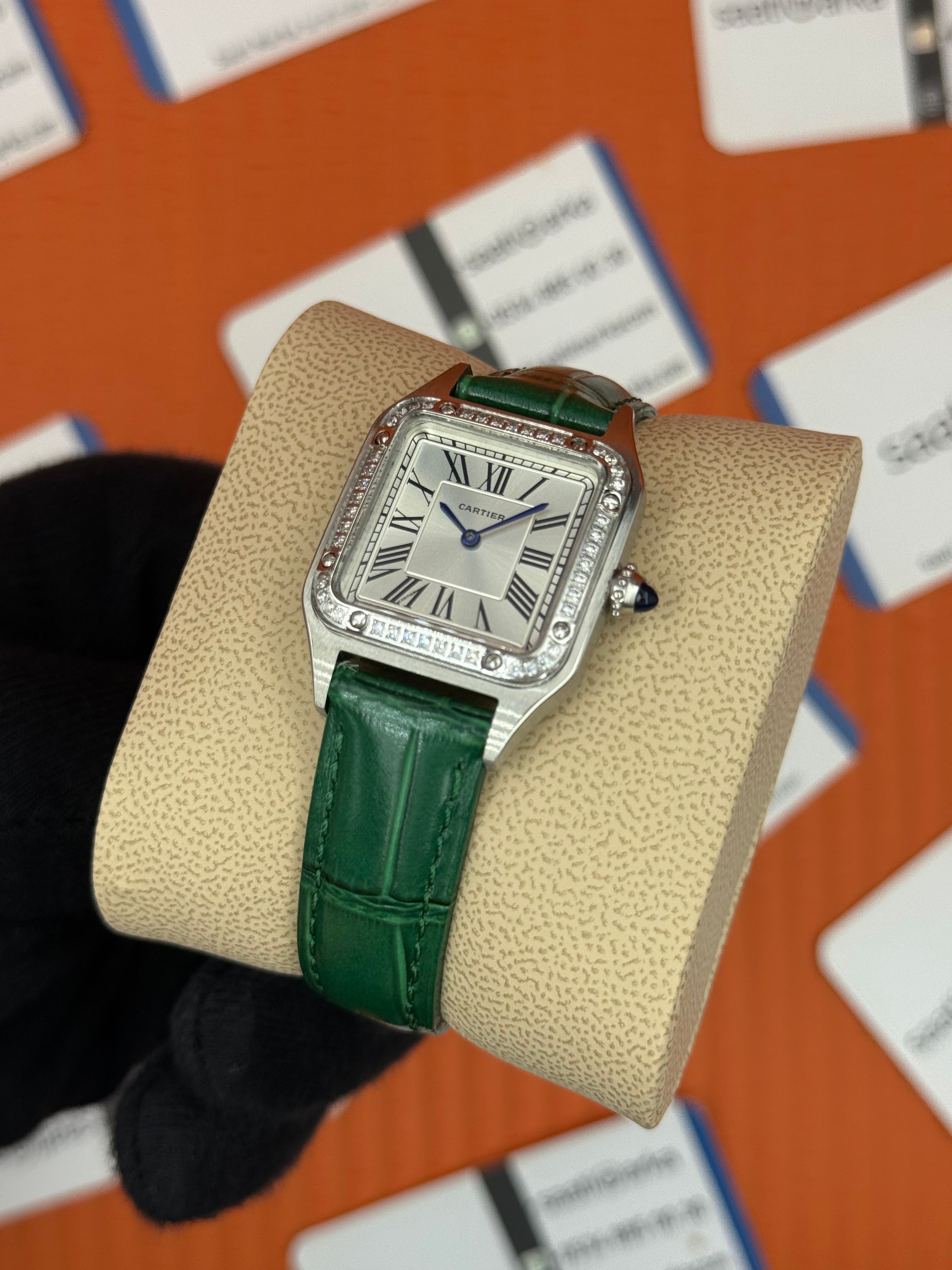CARTIER Santos 27mm kadın kol saati silver kasa taşlı bezel yeşil deri kordon