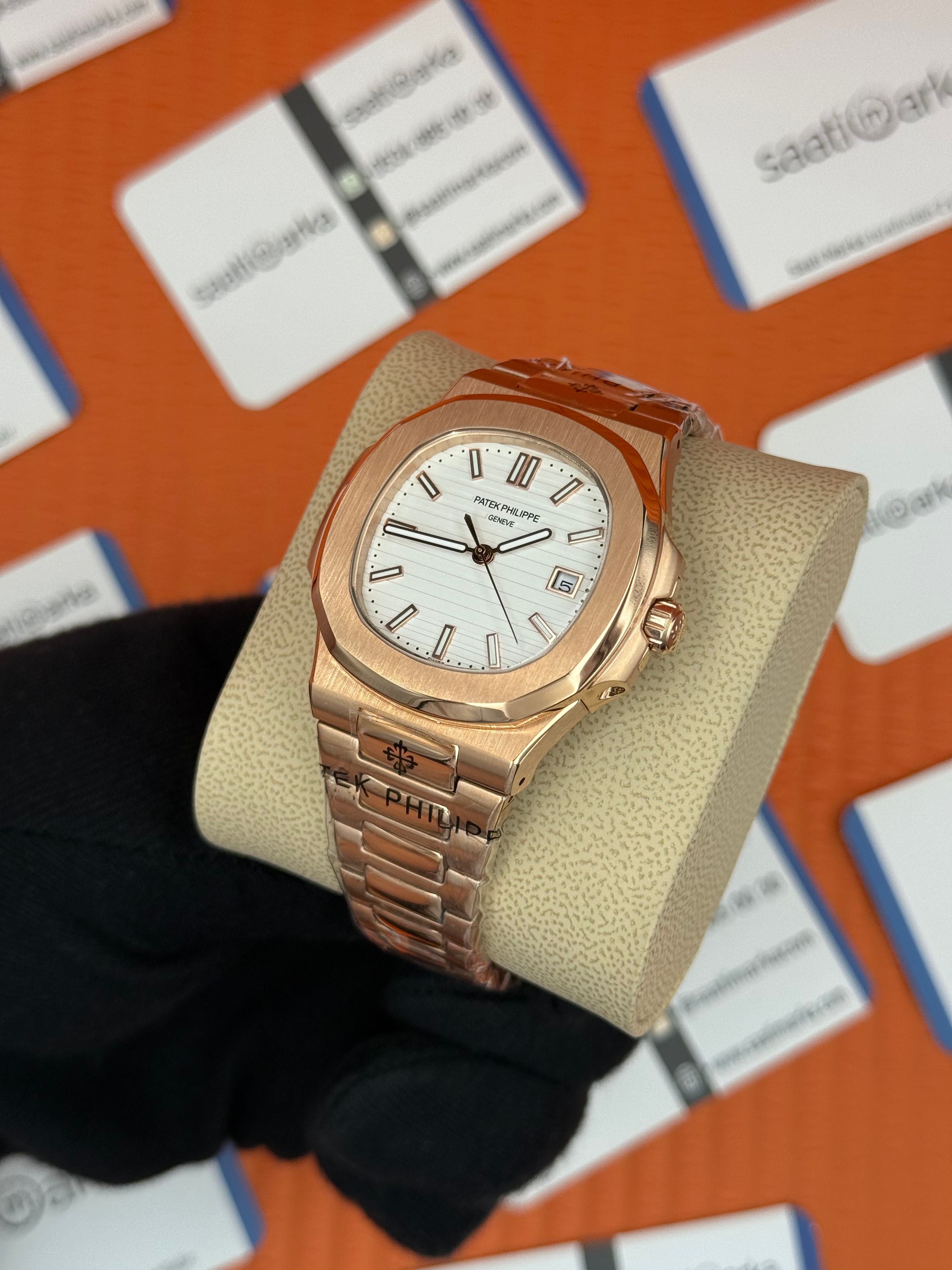 PATEK PHILIPPE nautilus beyaz kadran rose kasa-kordon