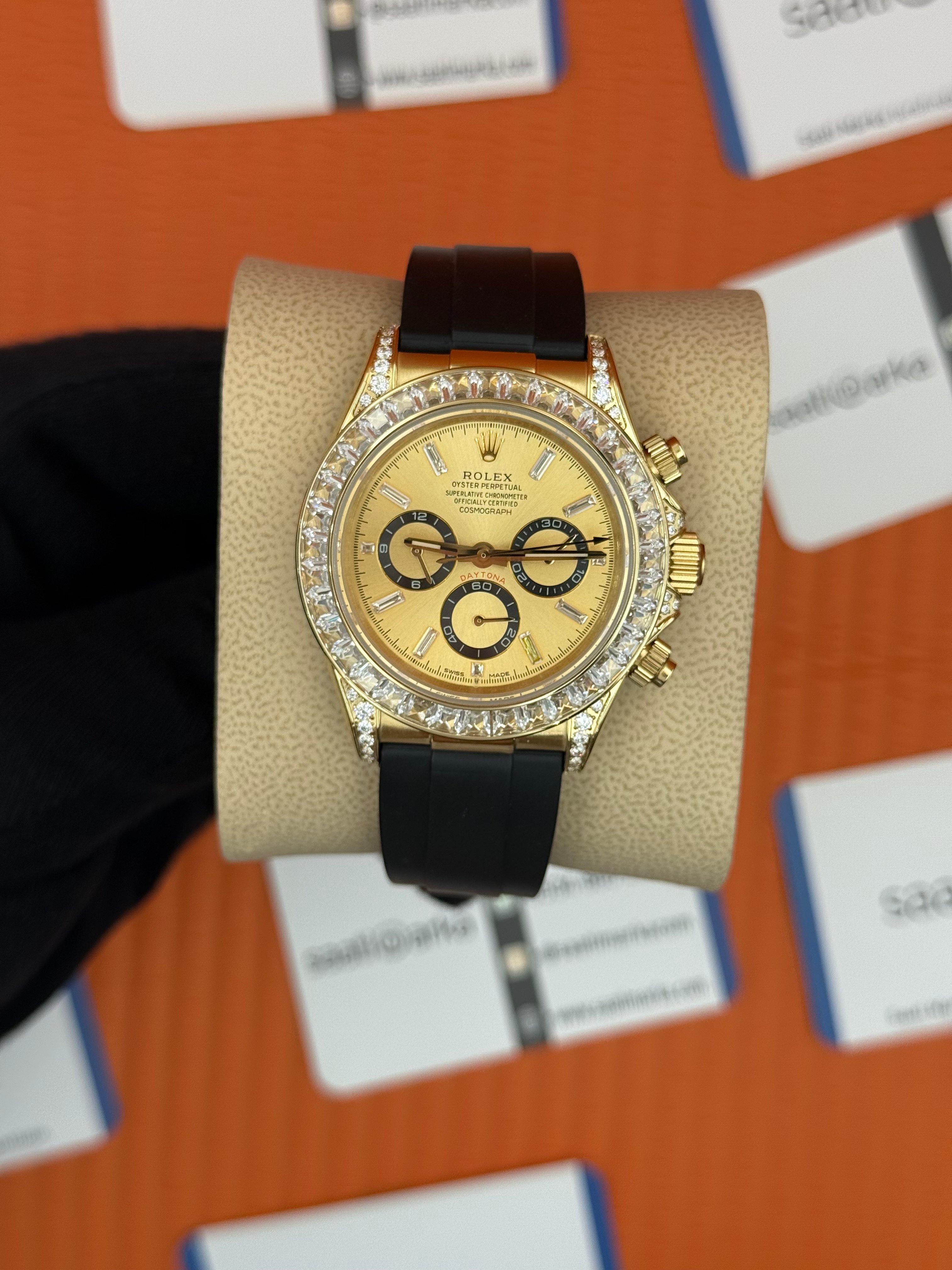 ROLEX Daytona taşlı bezel champagne dial siyah kauçuk kordon