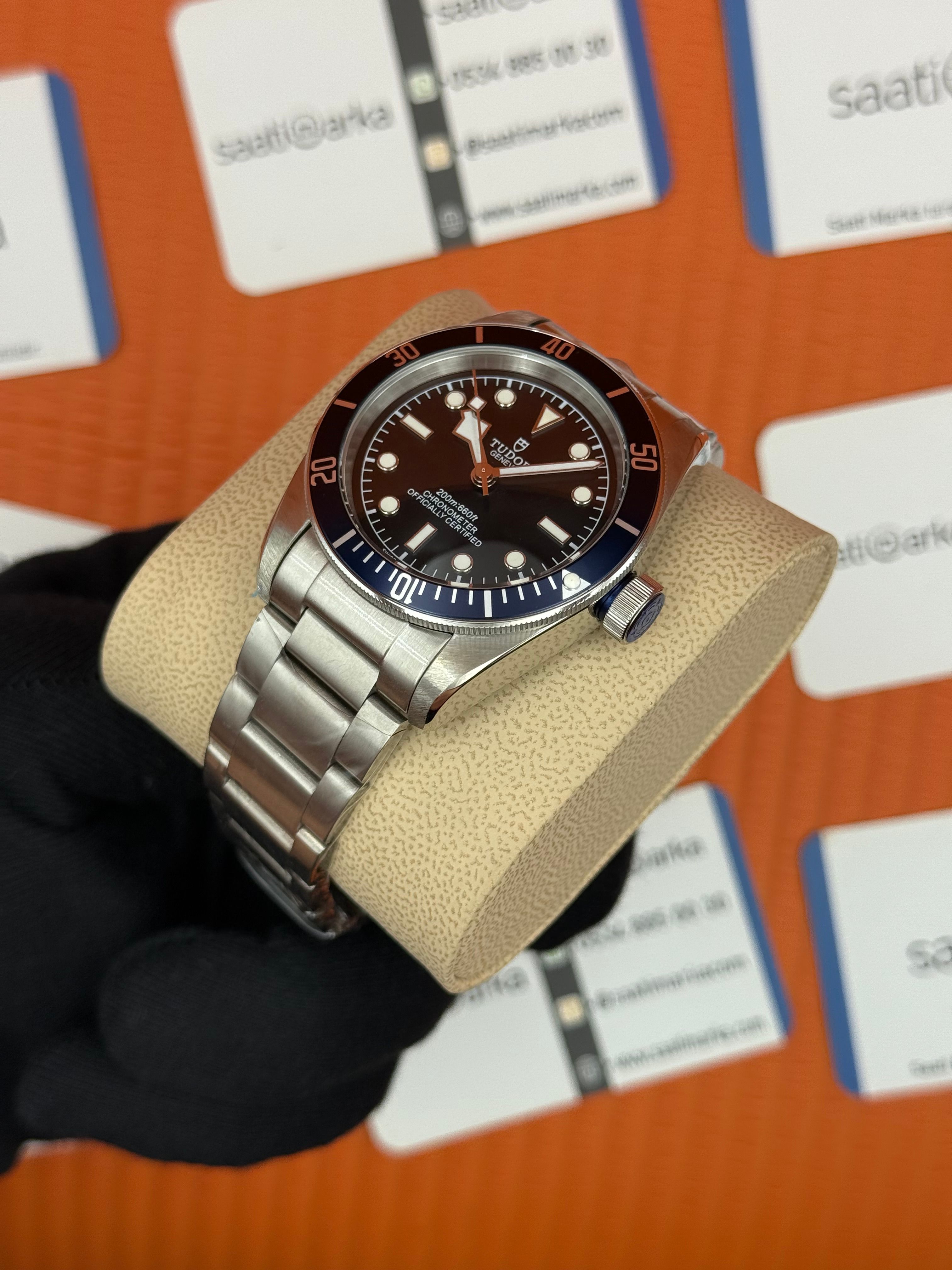 TUDOR black bey siyah kadran lacivert bezel silver kasa kordon 41mm erkek kol saati