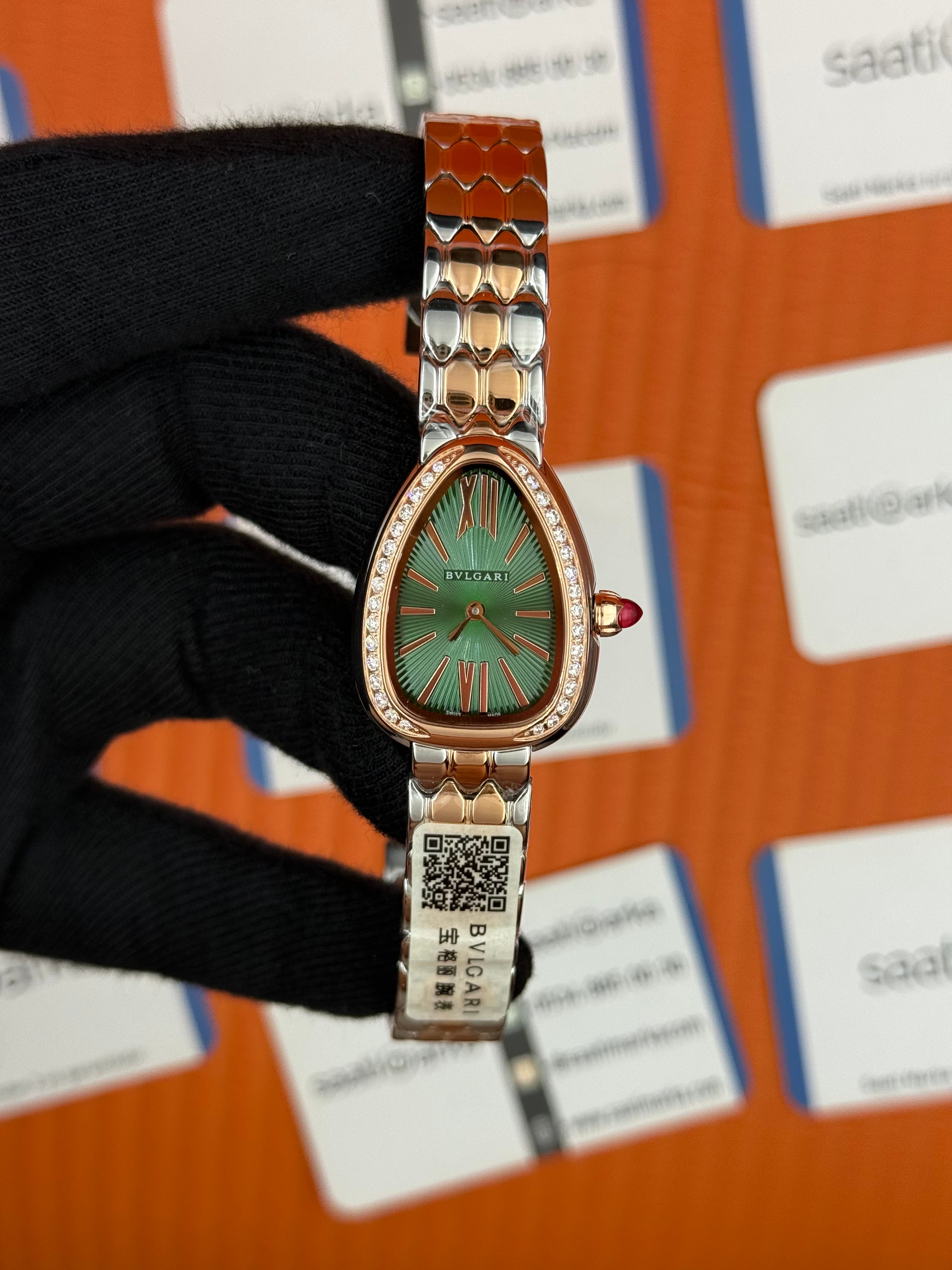 BVLGARİ serpenti seduttori taşlı bezel yeşil kadran rose kasa kordon kadın kol saati
