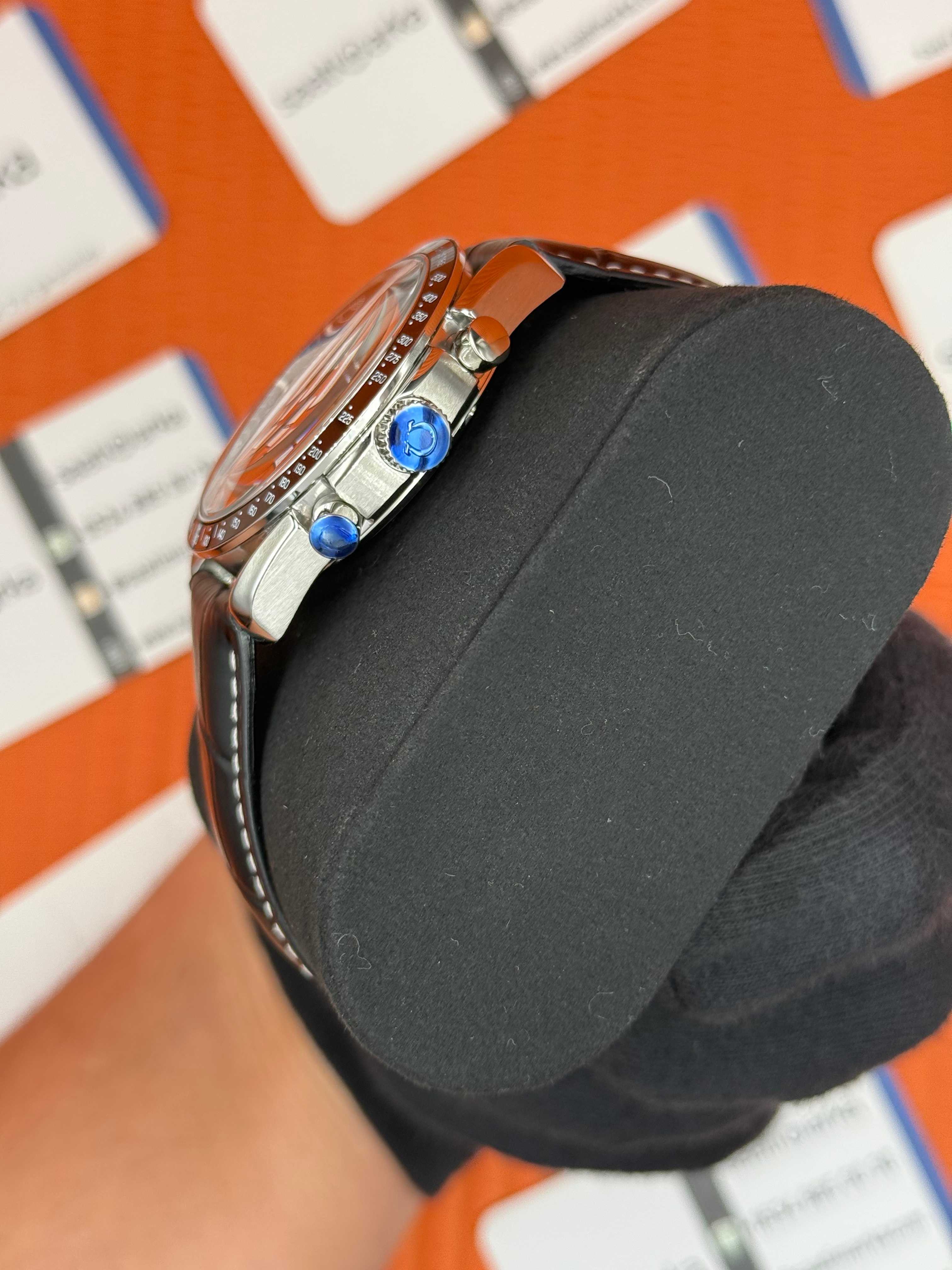 OMEGA SPEEDMASTER  SİYAH DERİ KORDON ÇELİK KASA SİYAH BEZEL