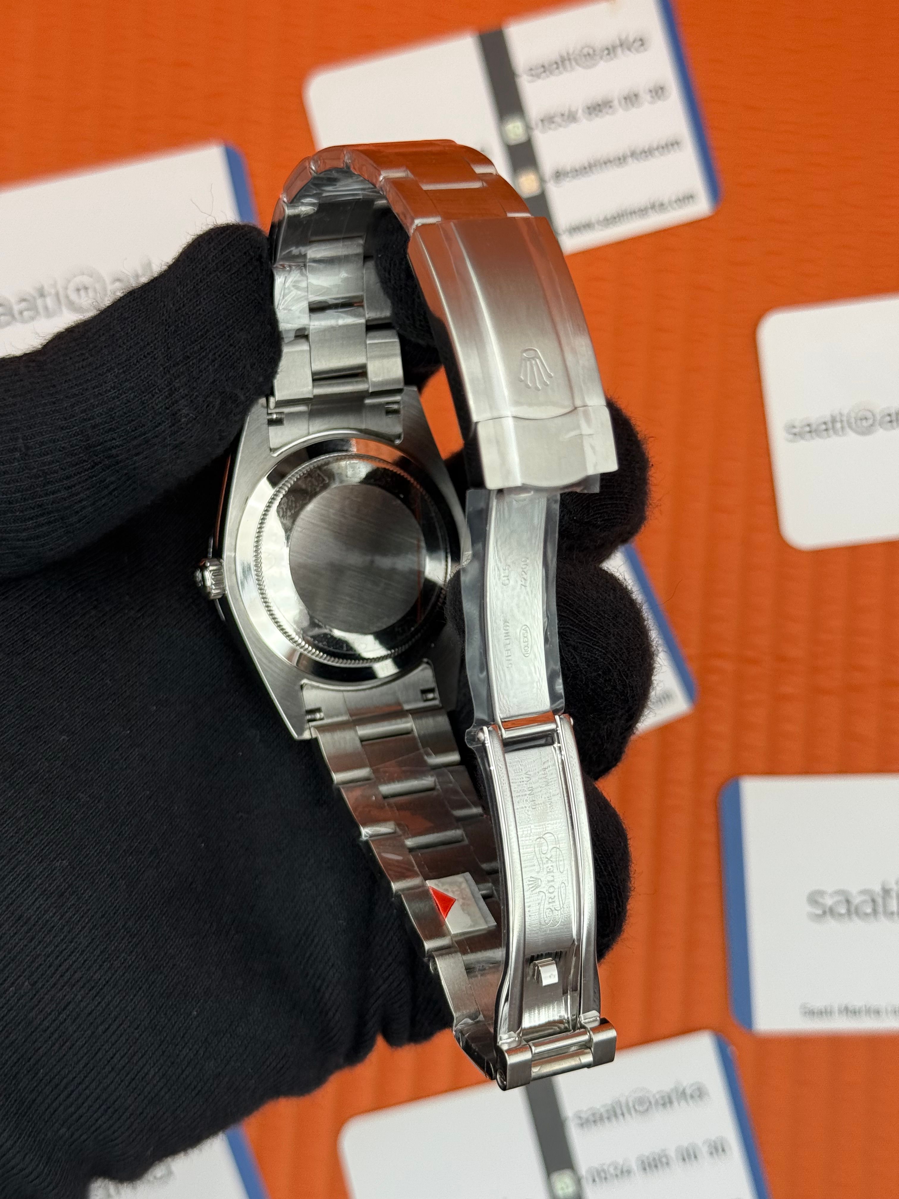 ROLEX OYSTER Perpetual black dial silver kasa-kordon