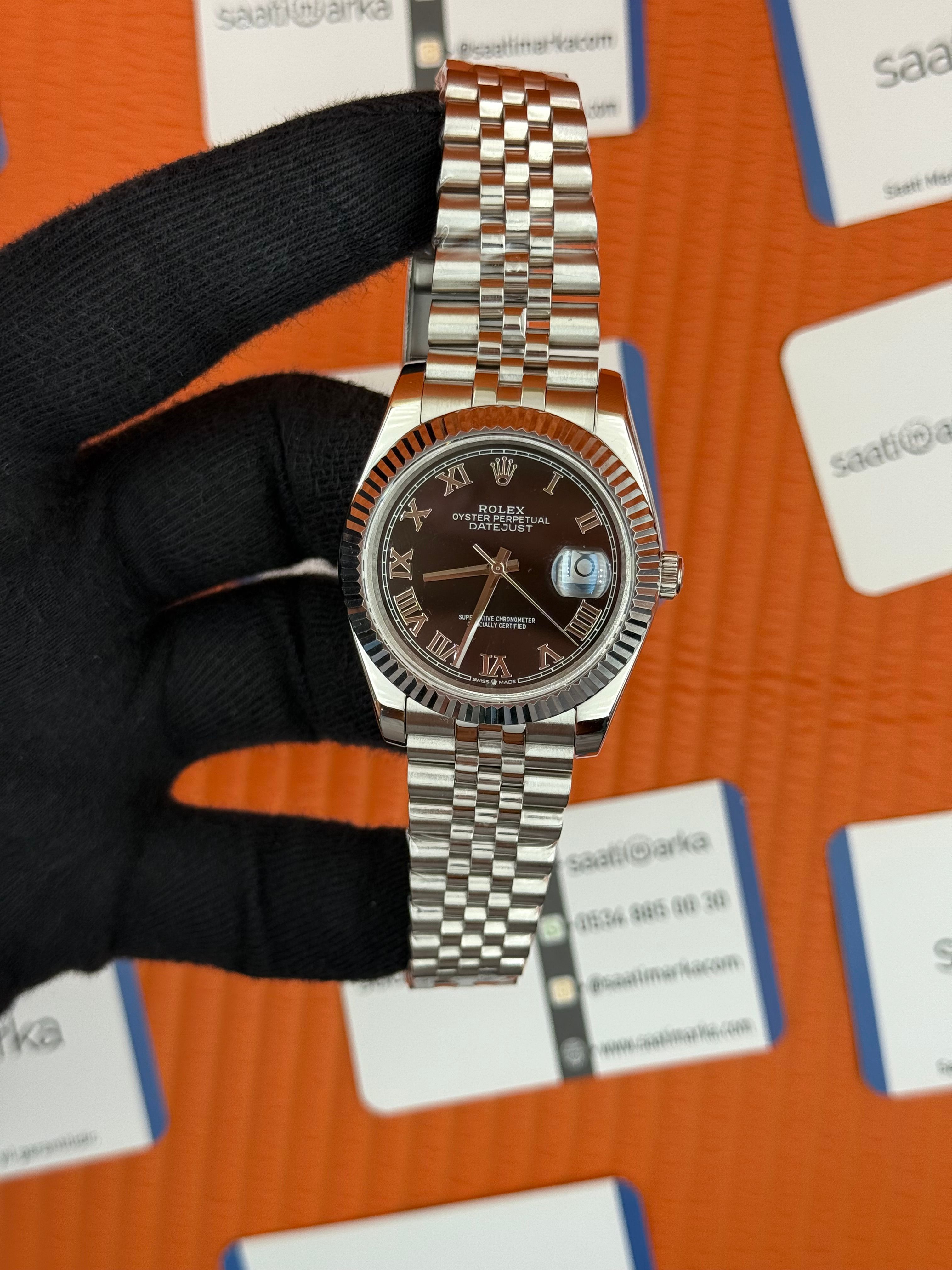 ROLEX Datejust  roma rakamlı black dial silver jubilee kordon