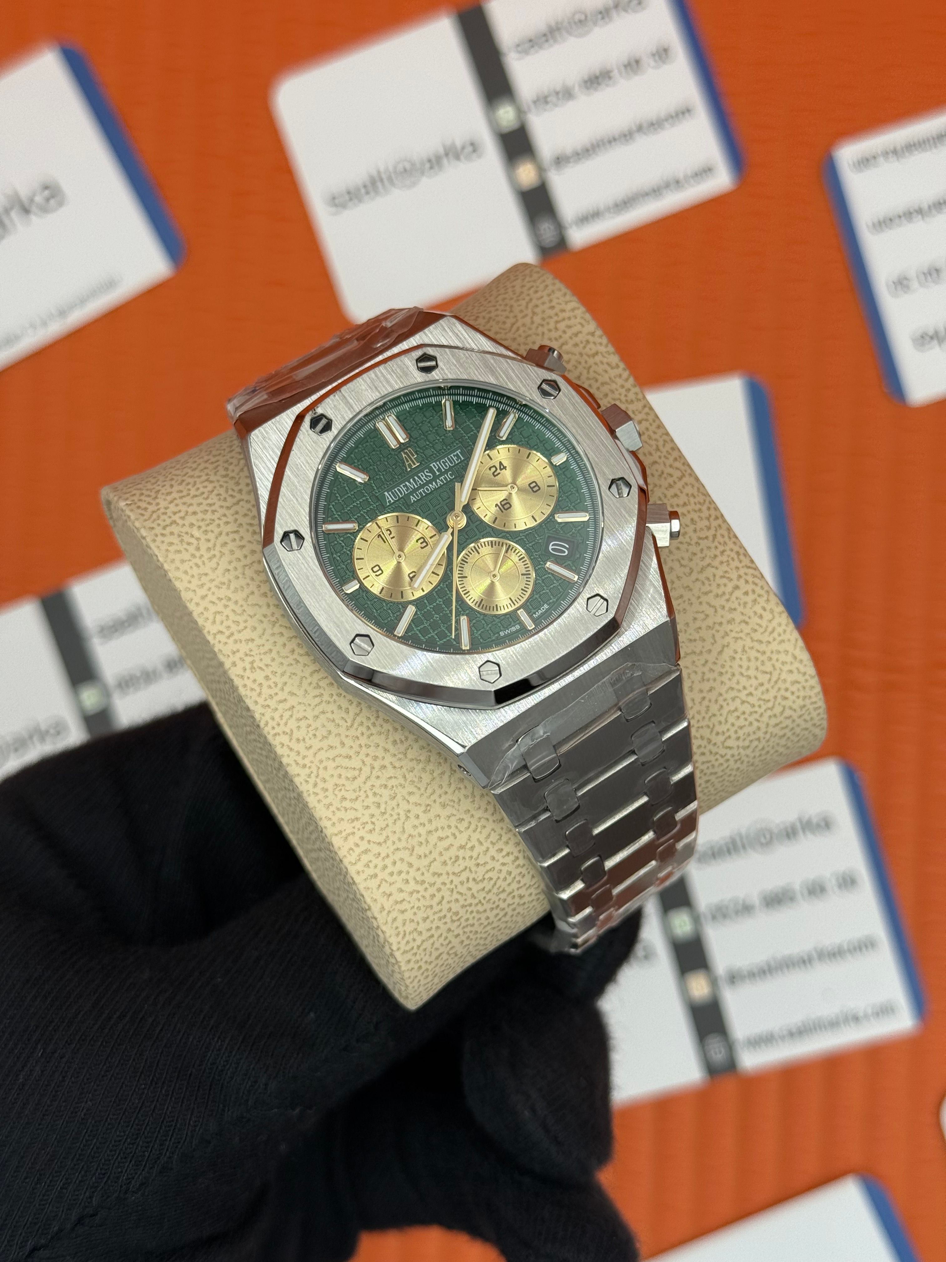 AUDEMARS PİGUET ROYAL OAK CHRONOGRAPH YEŞİL SARI KADRAN SİLVER KASA-KORDON