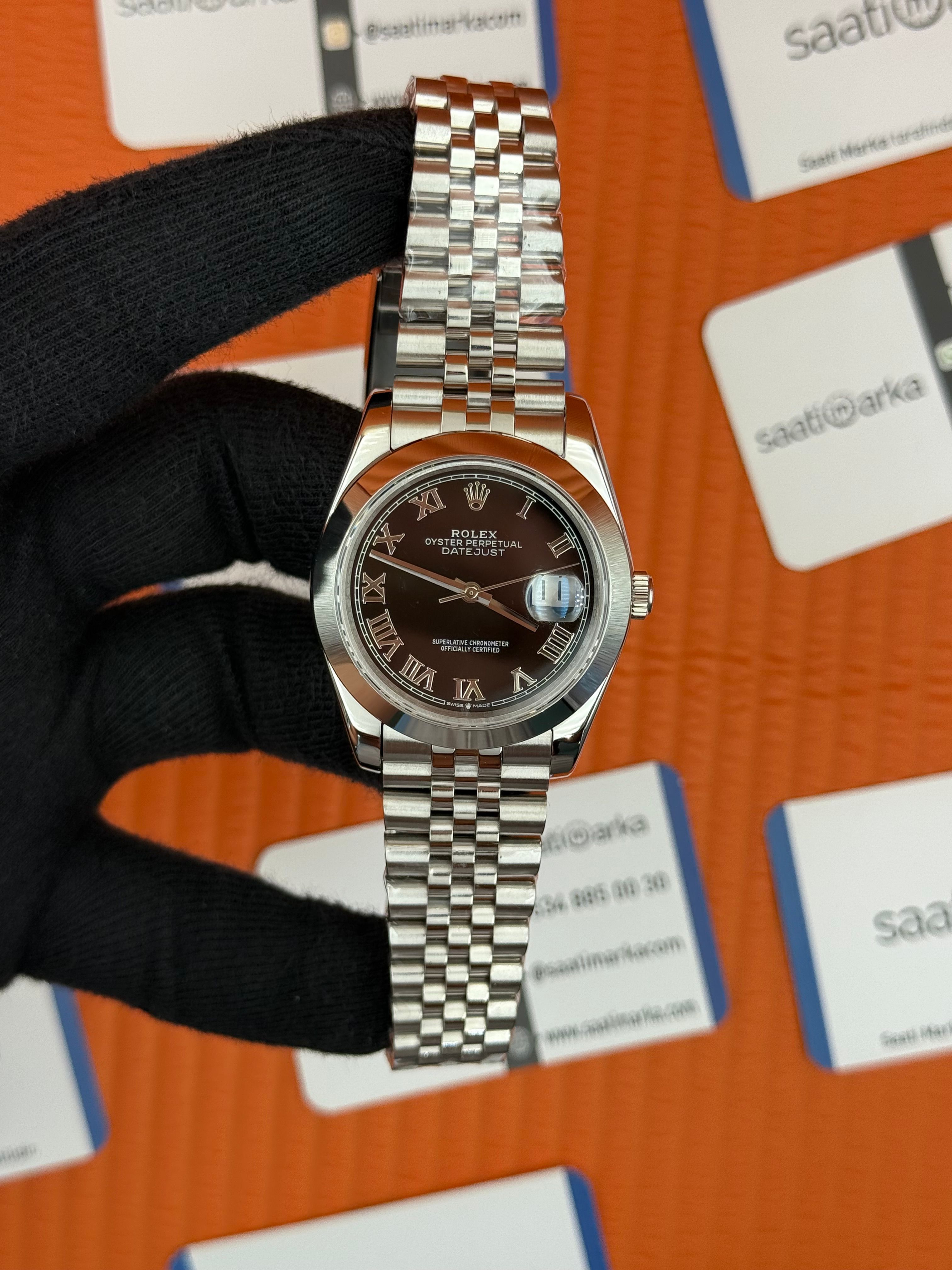 ROLEX Datejust roma rakamlı black dial silver jubilee kordon