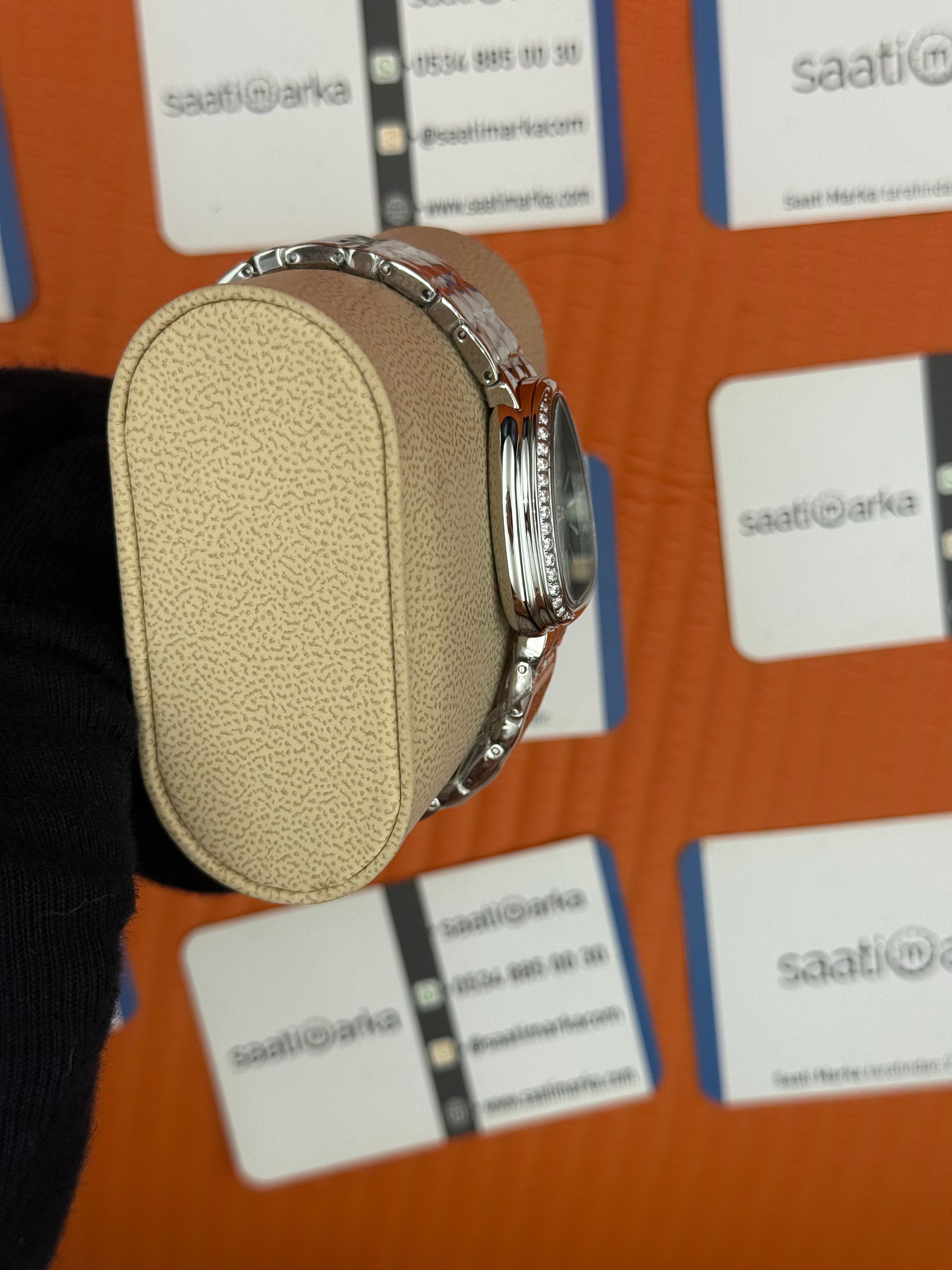 BVLGARİ serpenti seduttori taşlı bezel yeşil kadran silver kasa kordon kadın kol saati