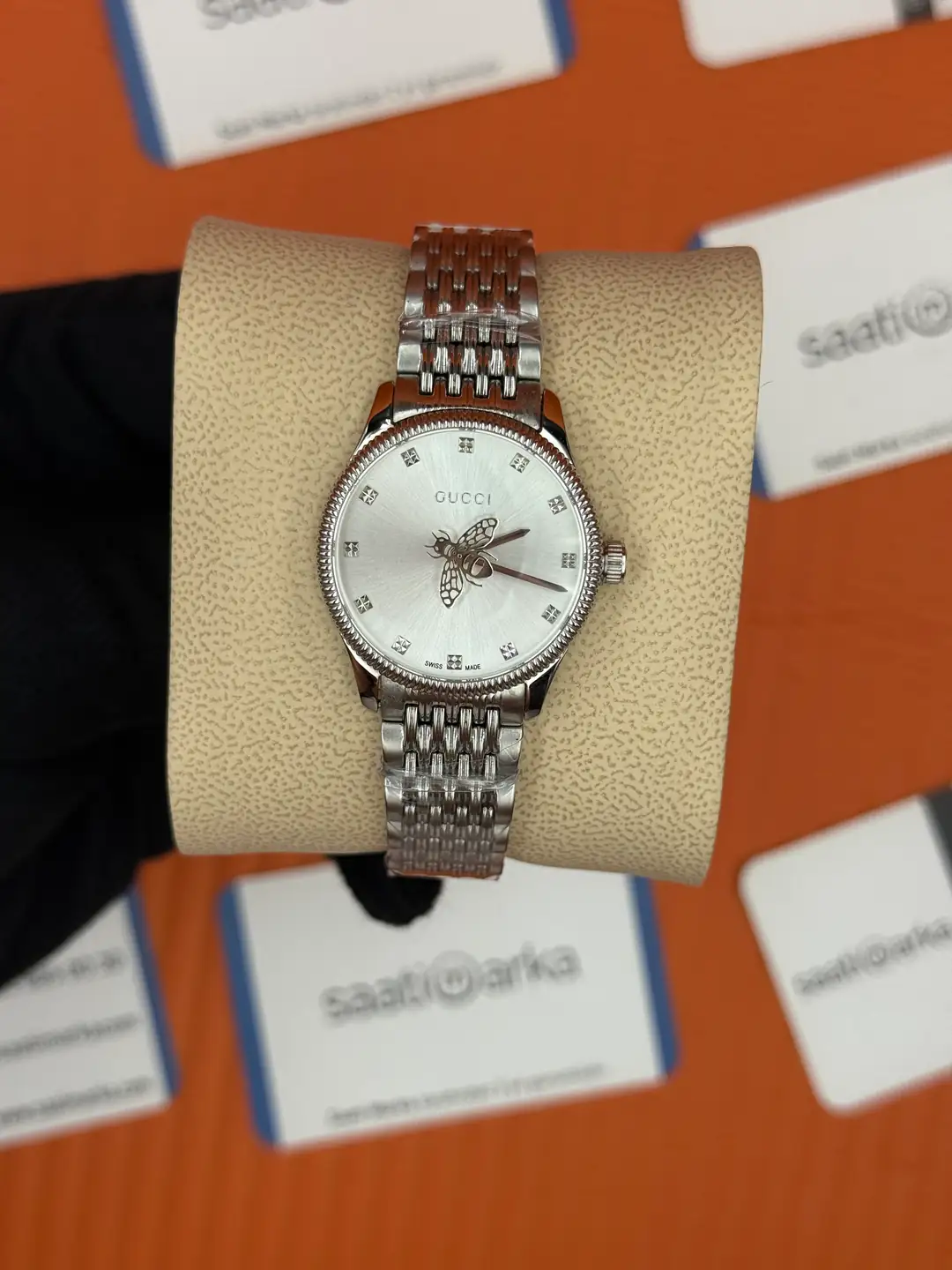 GUCCI YA1264153 beyaz kadran silver kasa kordon kadın kol saati