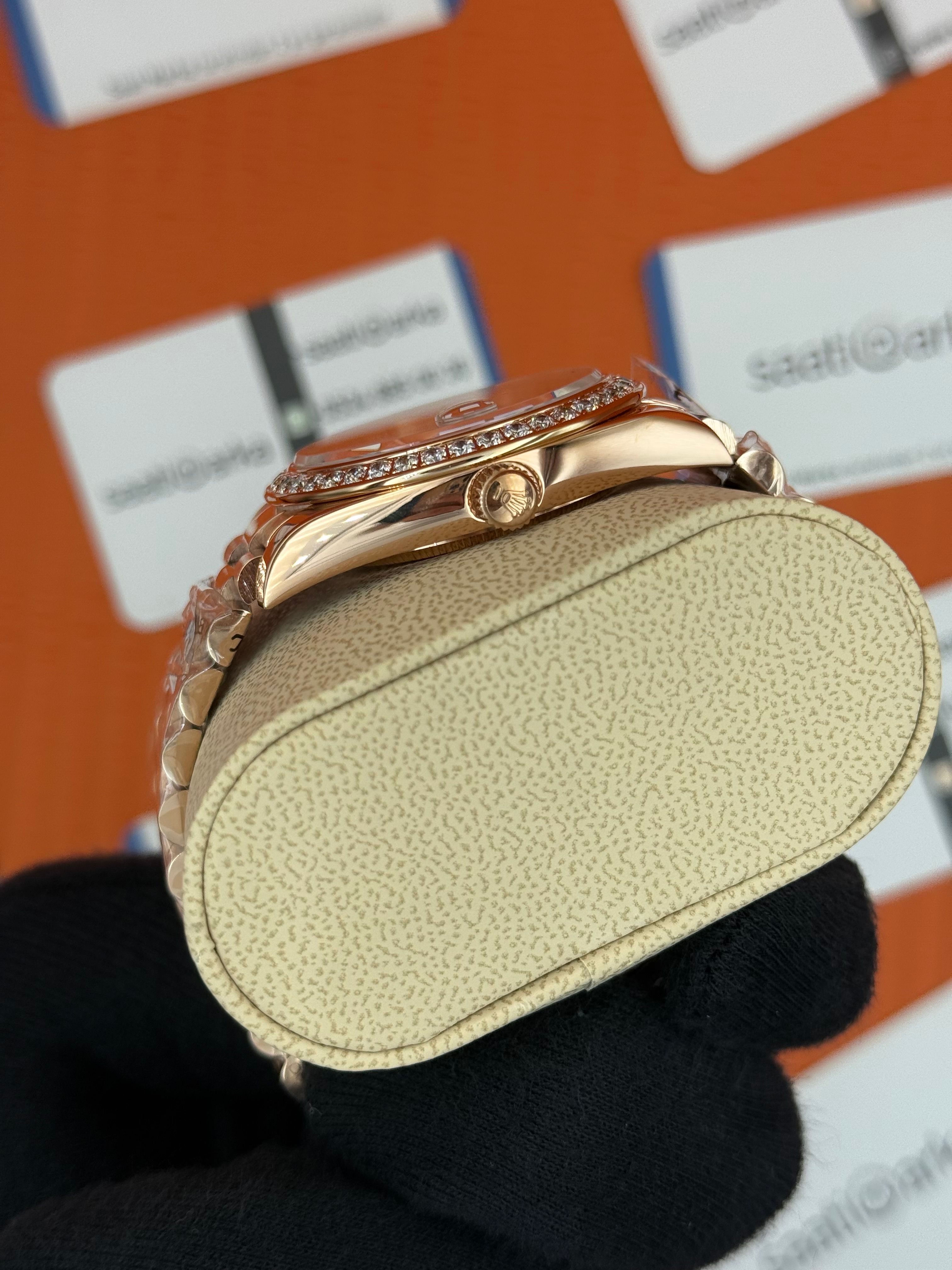 ROLEX Day Date taşlı bezel roma rakamlı chocolate kadran rose kasa-kordon oyster