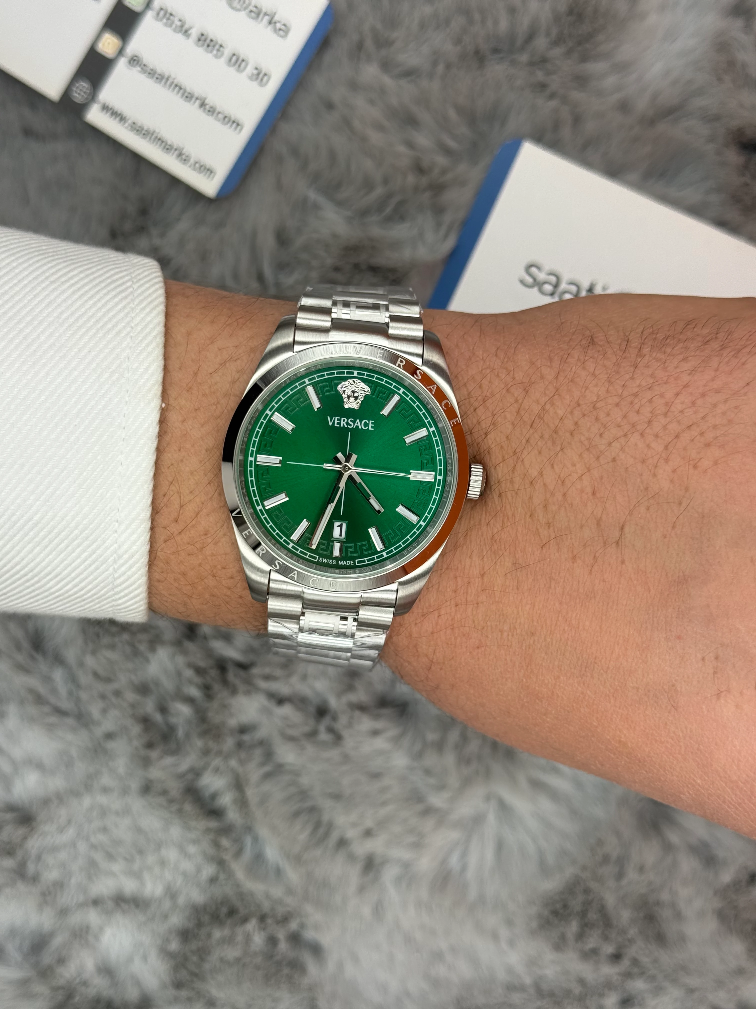 VERSACE 40MM YEŞİL KADRAN SİLVER KASA KORDON ERKEK KOL SAATİ