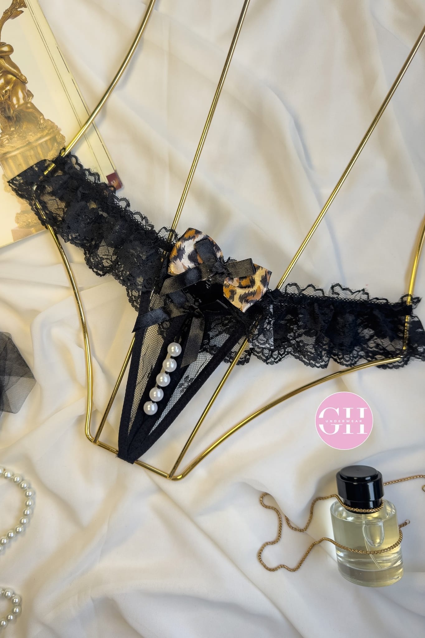 Leopar Kurdeleli İncili String