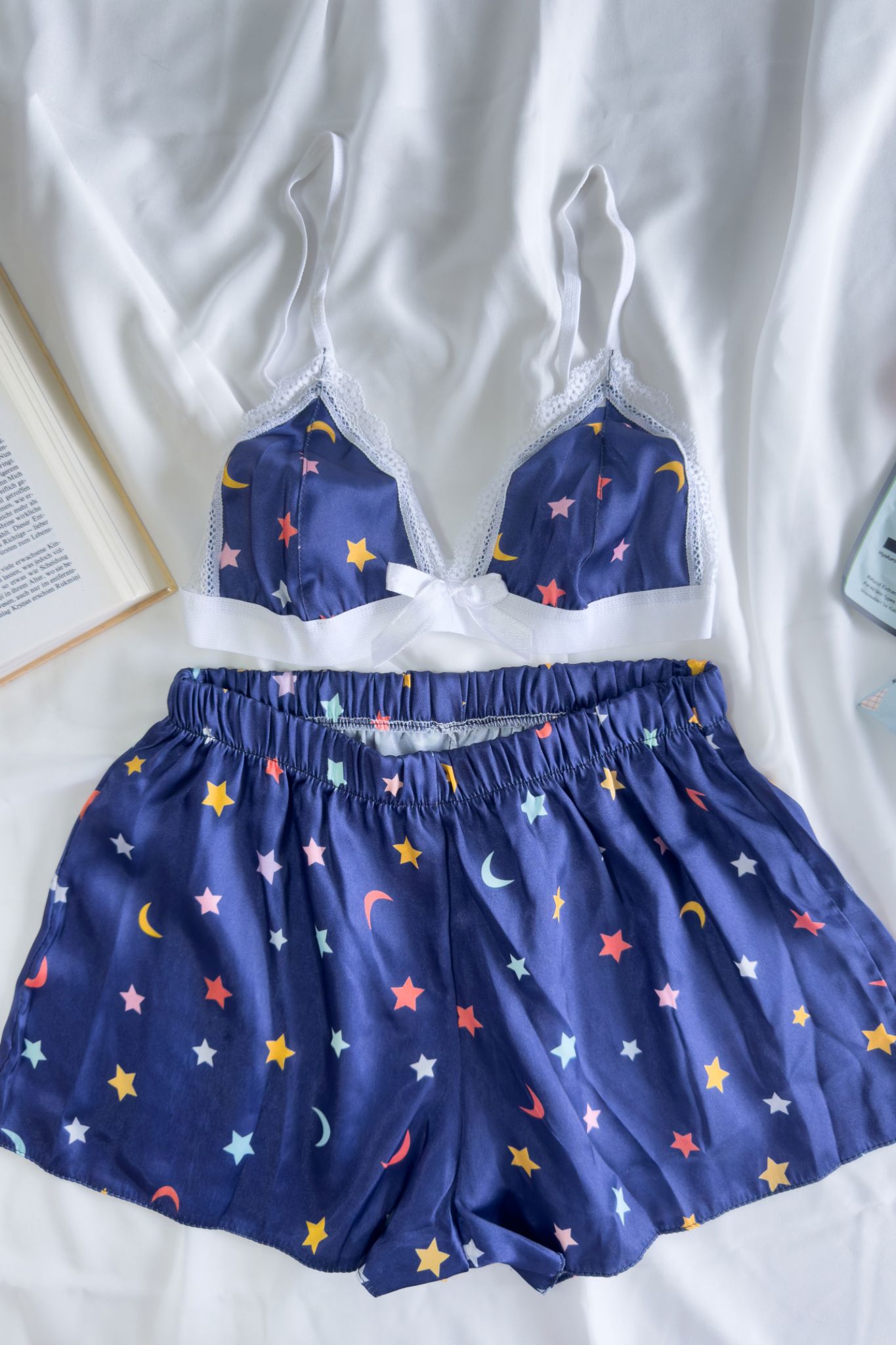 Saten Gece Mavisi Desenli Pijama Takımı
