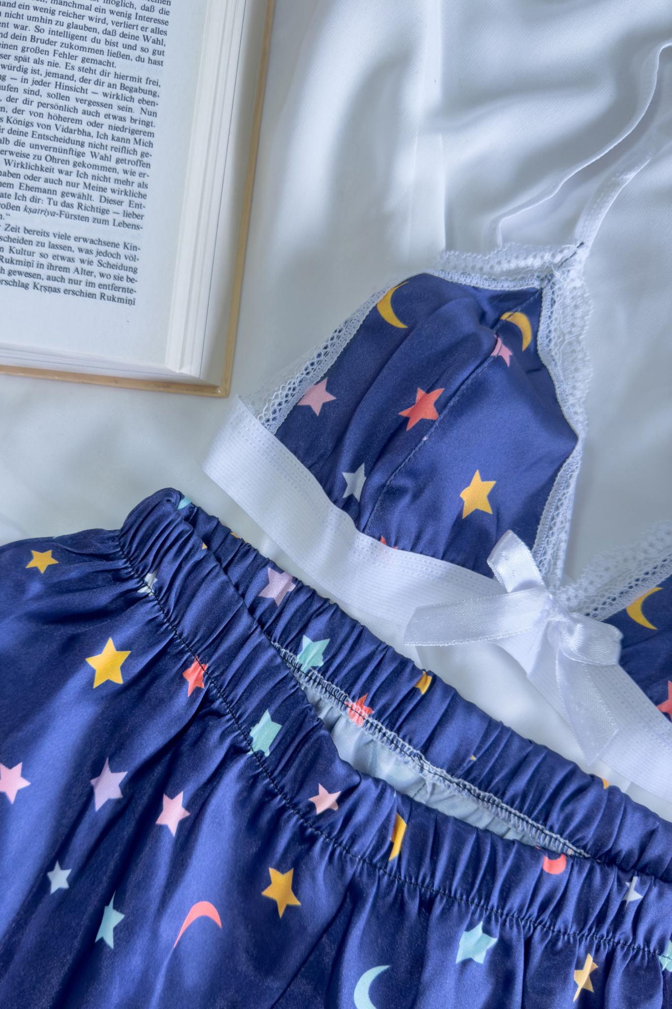 Saten Gece Mavisi Desenli Pijama Takımı