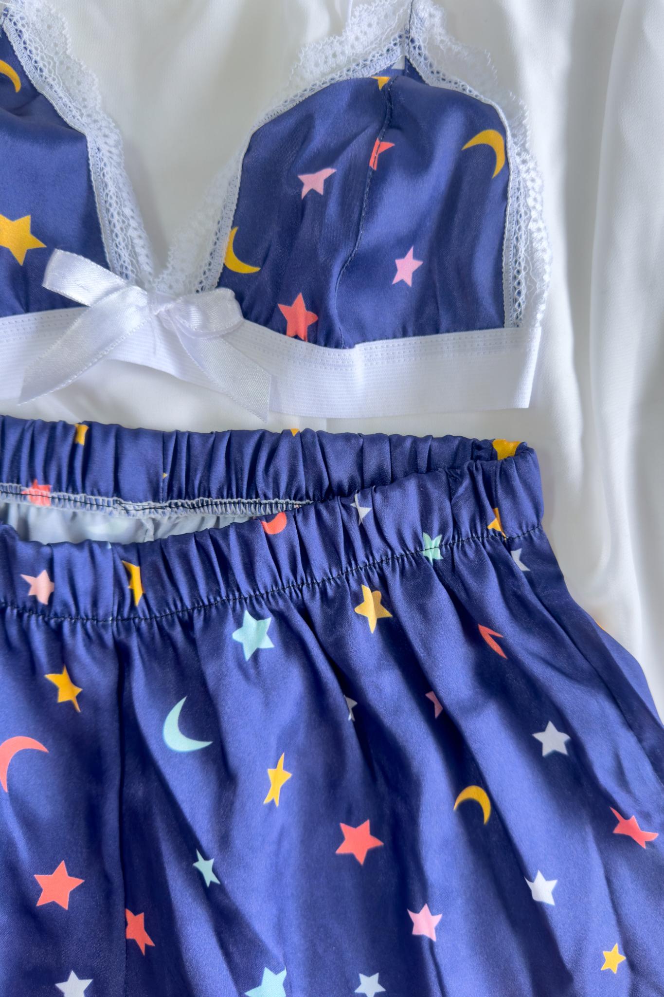 Saten Gece Mavisi Desenli Pijama Takımı