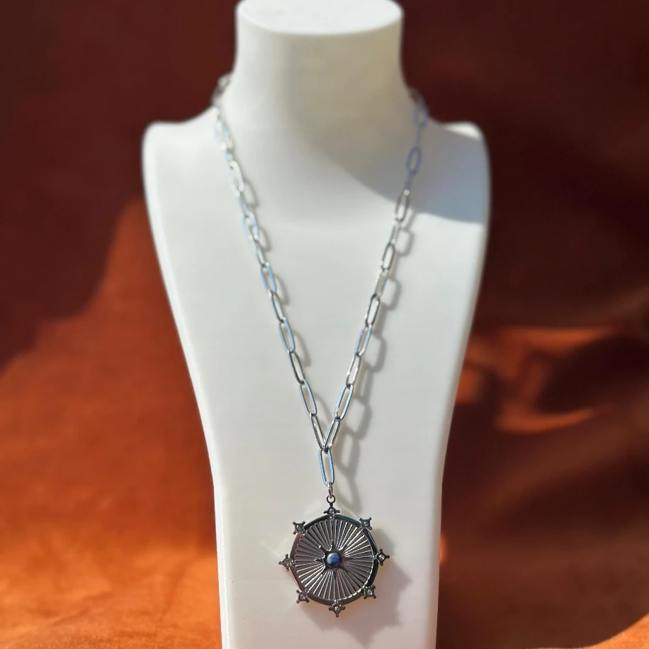 Güneş Çelik Kolye