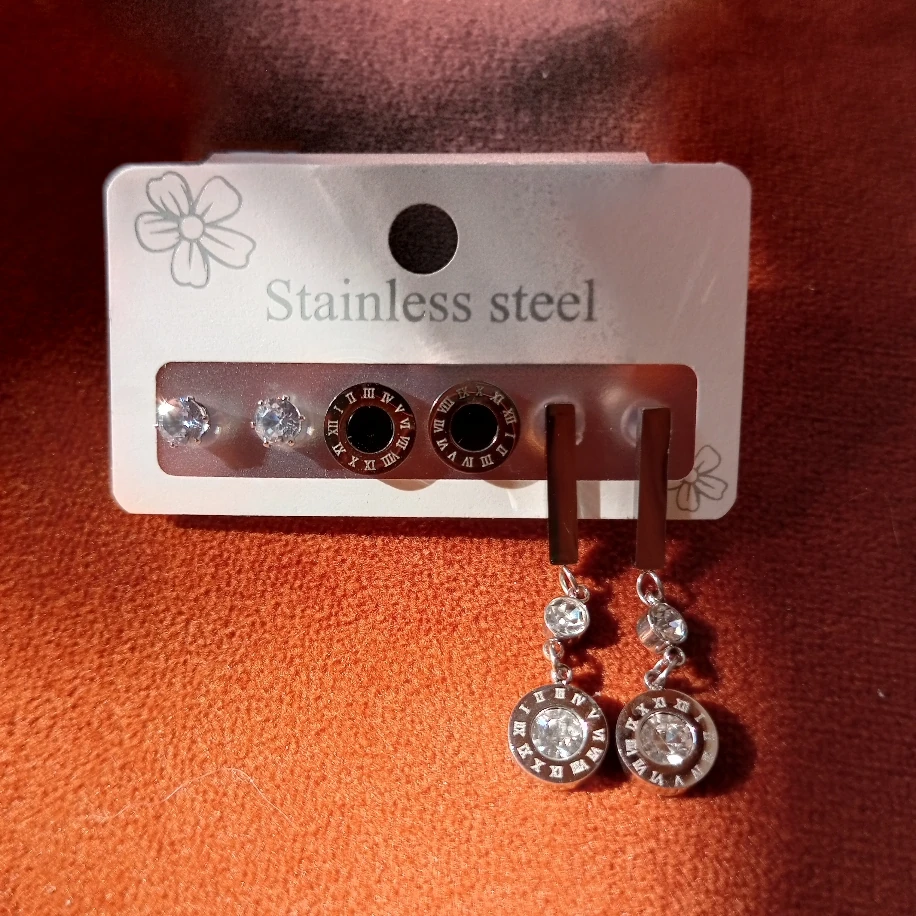 Çelik Çoklu küpe seti