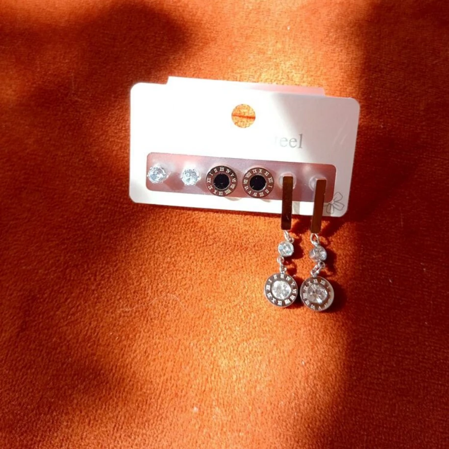 Çelik Çoklu küpe seti