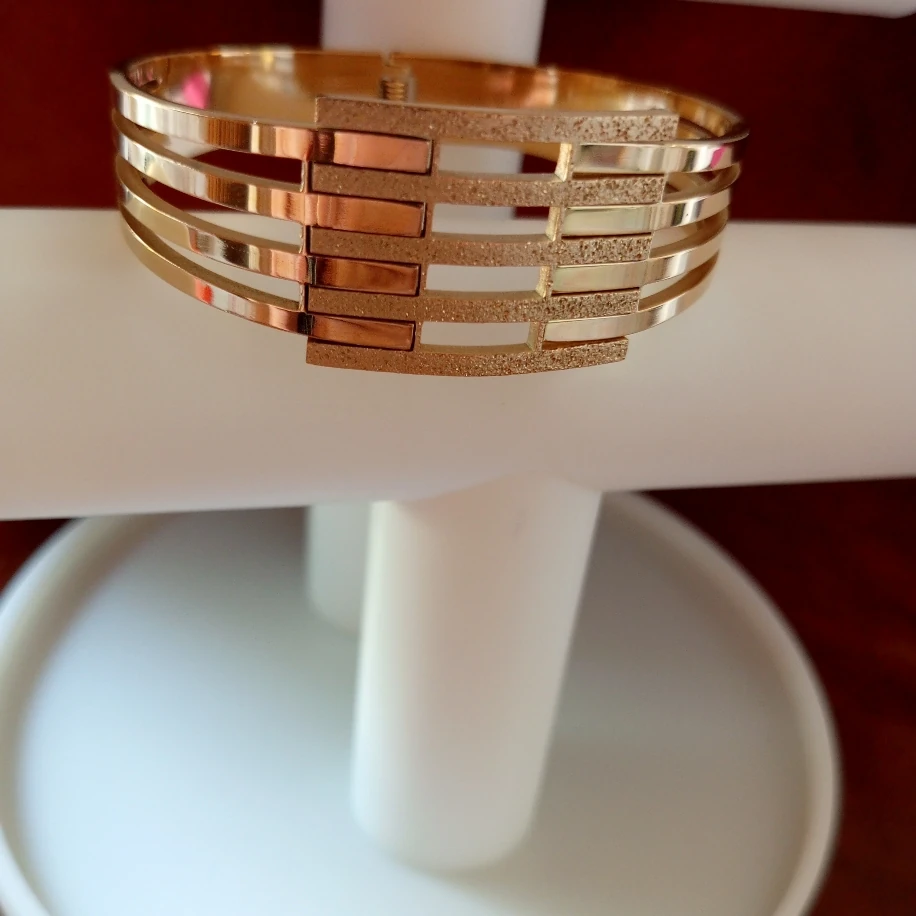 Gold Çelik kelepçe