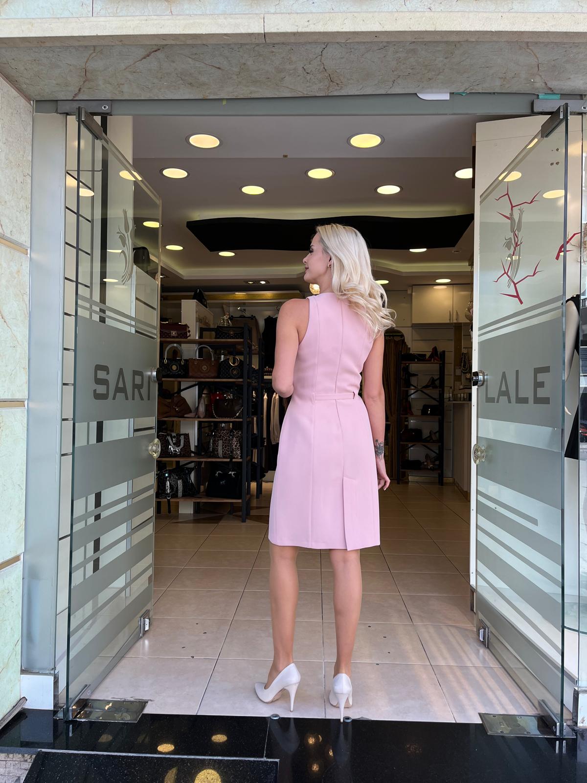 KEMER DETAYLI KLASİK KESİM ELBİSE