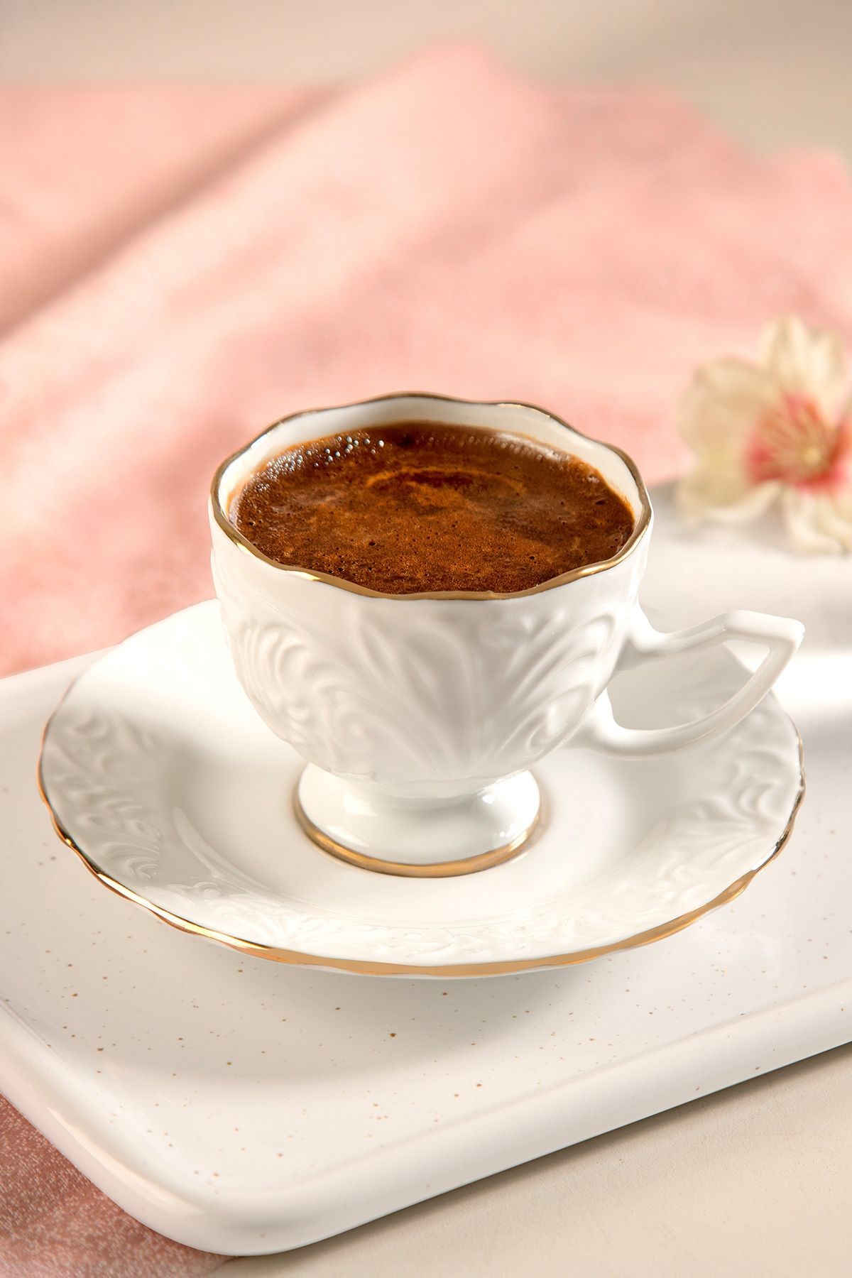 NAZENİN BEYAZ ALTIN YALDIZLI KAHVE FINCAN TAKIMI