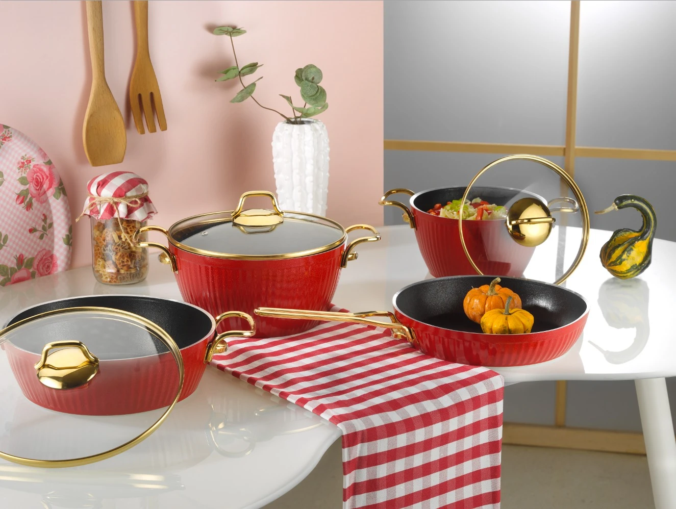 LİNES MAYA 7 PCS GRANİT TENCERE SETİ ALTIN KAPAK KIRMIZI