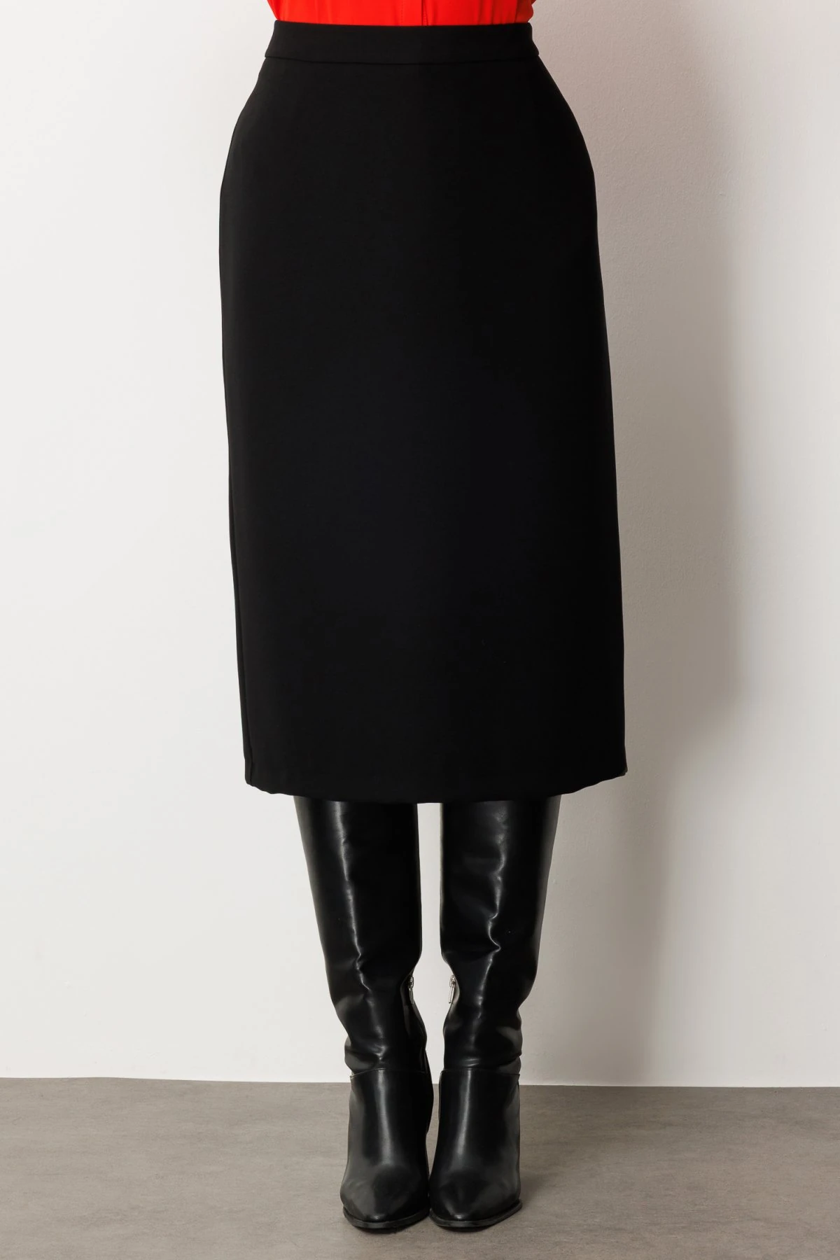 Ekol Yırtmaçlı Krep Etek