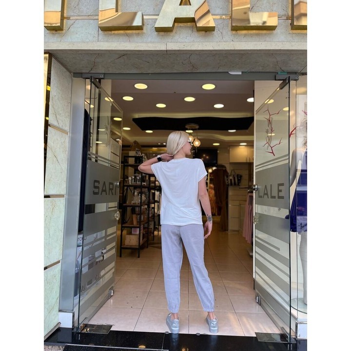 ORTASI PAYETLİ VARAK BASKILI TSHIRT
