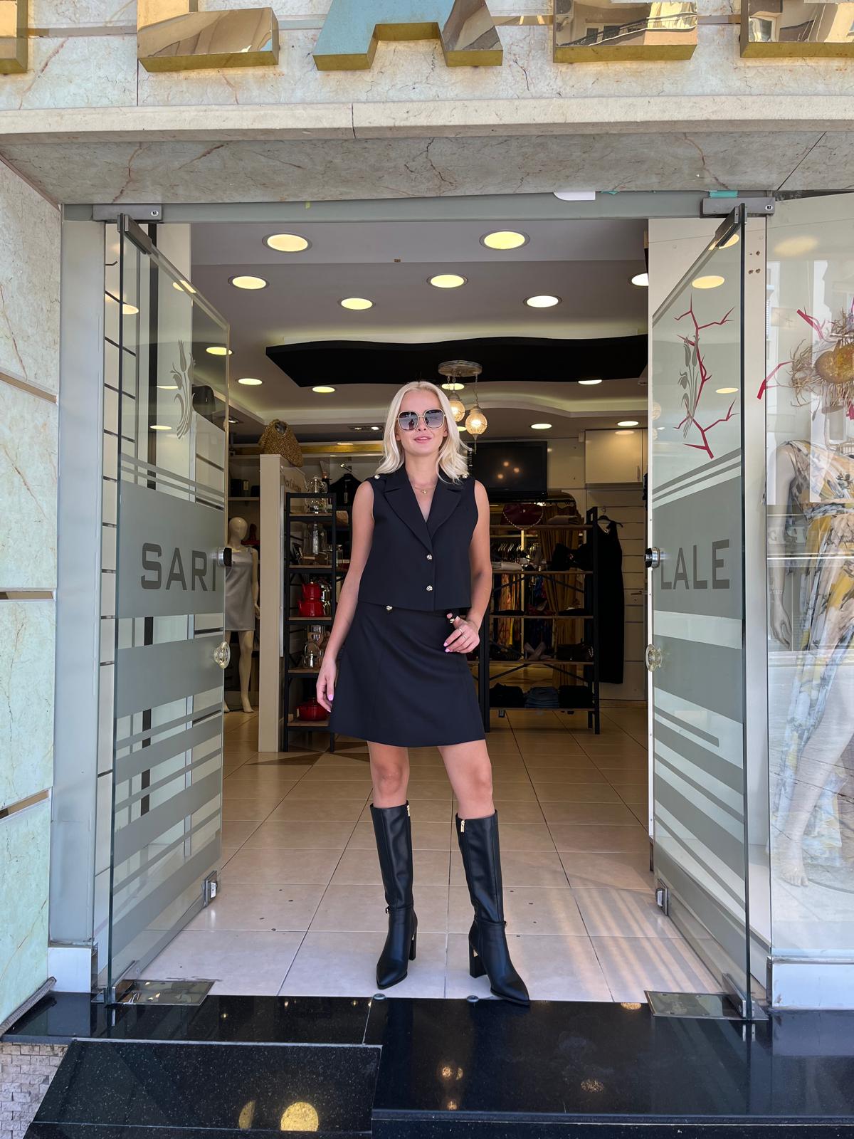 KLASİK DÜĞMELİ YELEK