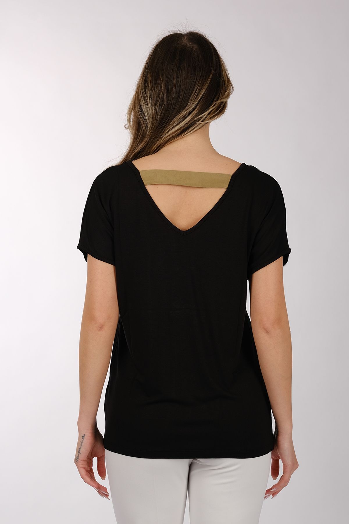 ARAP KIZI TAŞ İŞLEMELİ TSHIRT