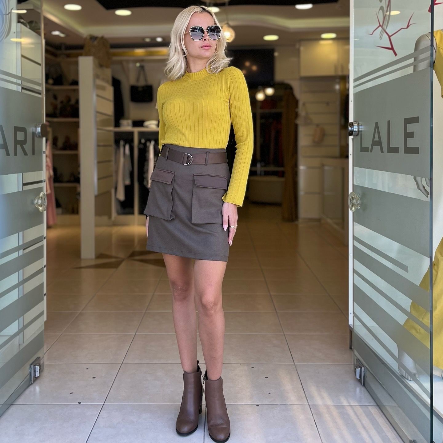 YUVARLAK YAKA FİTİLLİ TRİKO