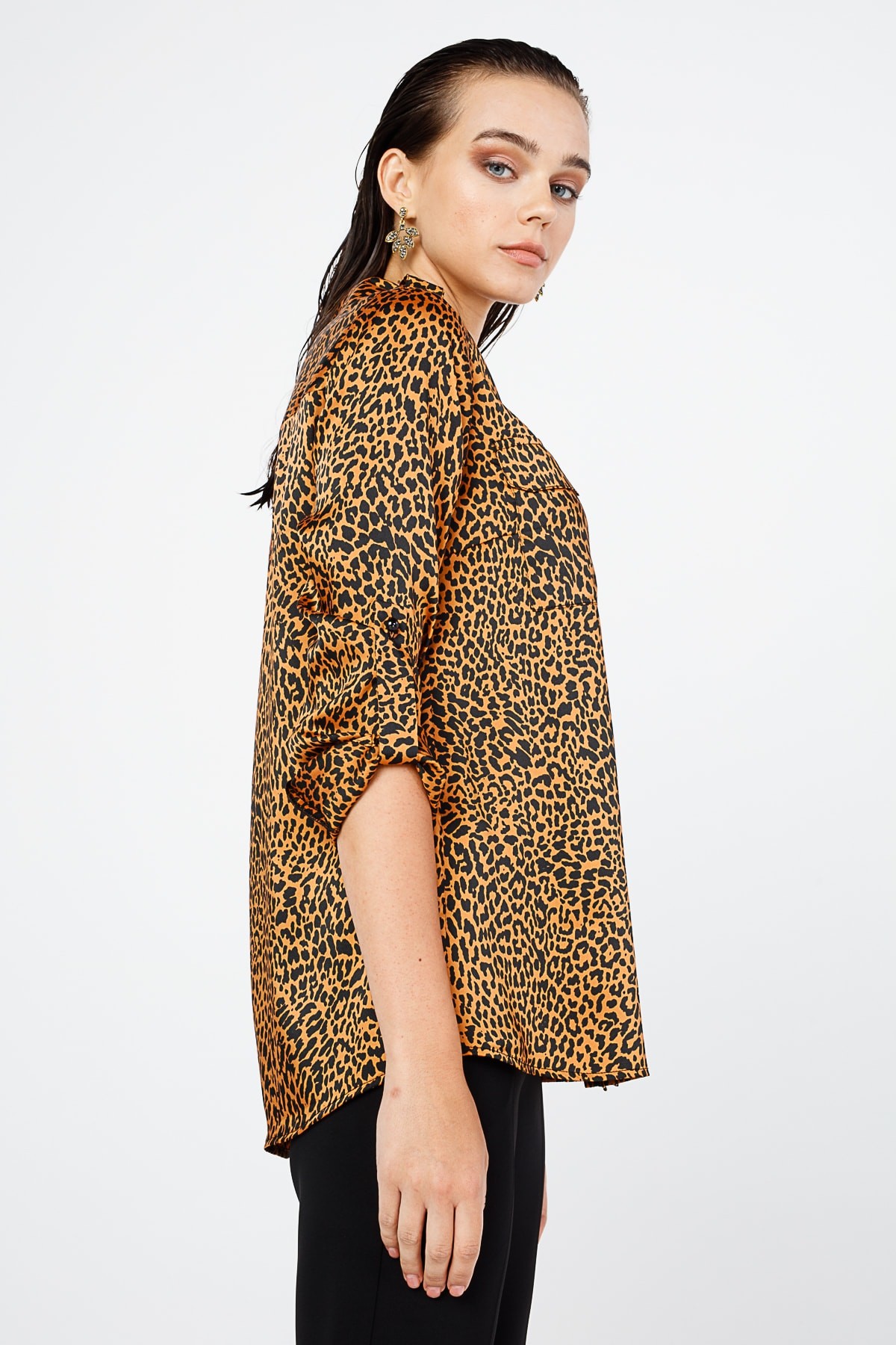 Kadın Tarçın Kapak Cepli Leopar Desenli Gömlek 20K.EKL.BLZ.02019.1