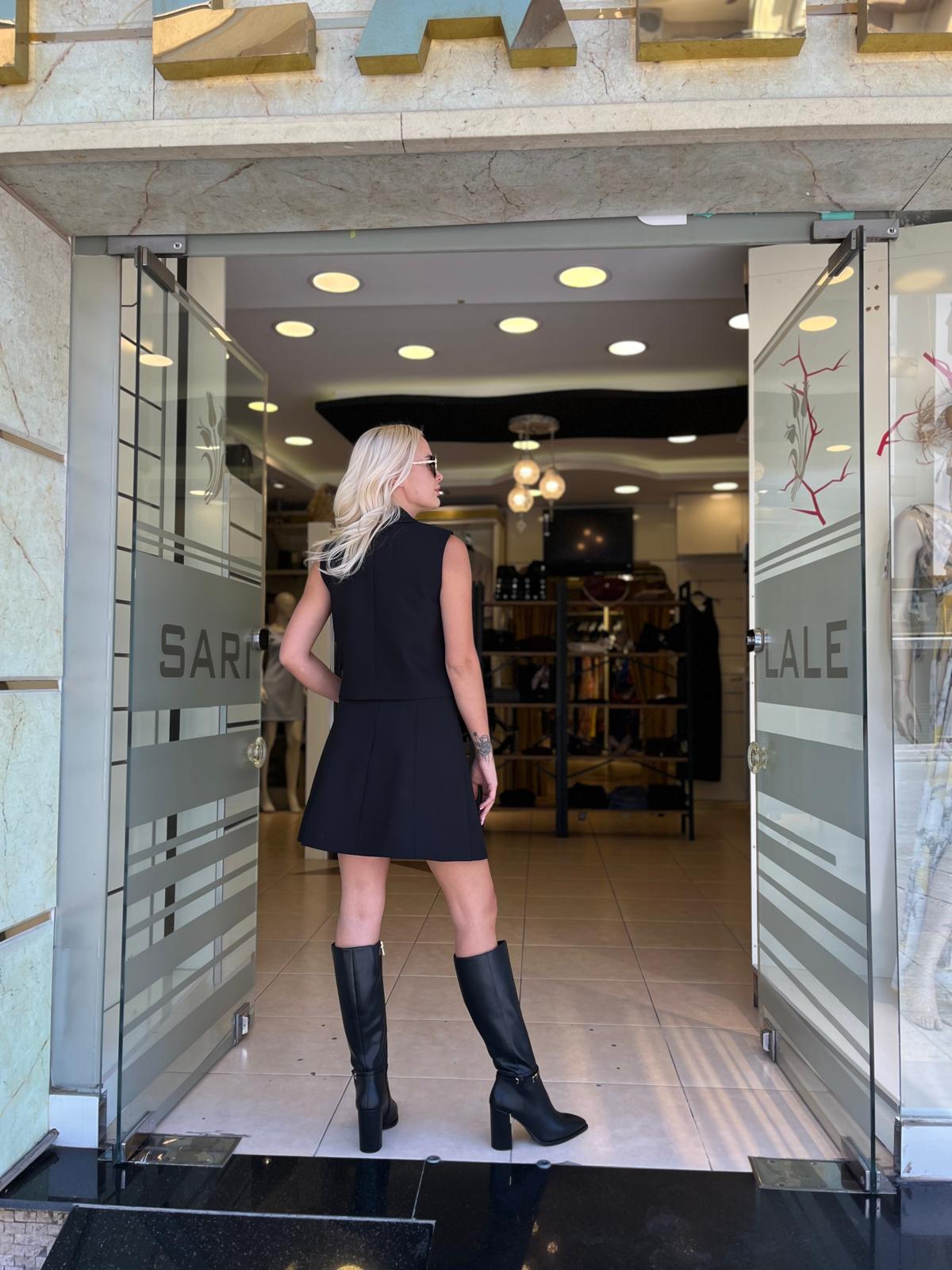 KLASİK DÜĞMELİ YELEK