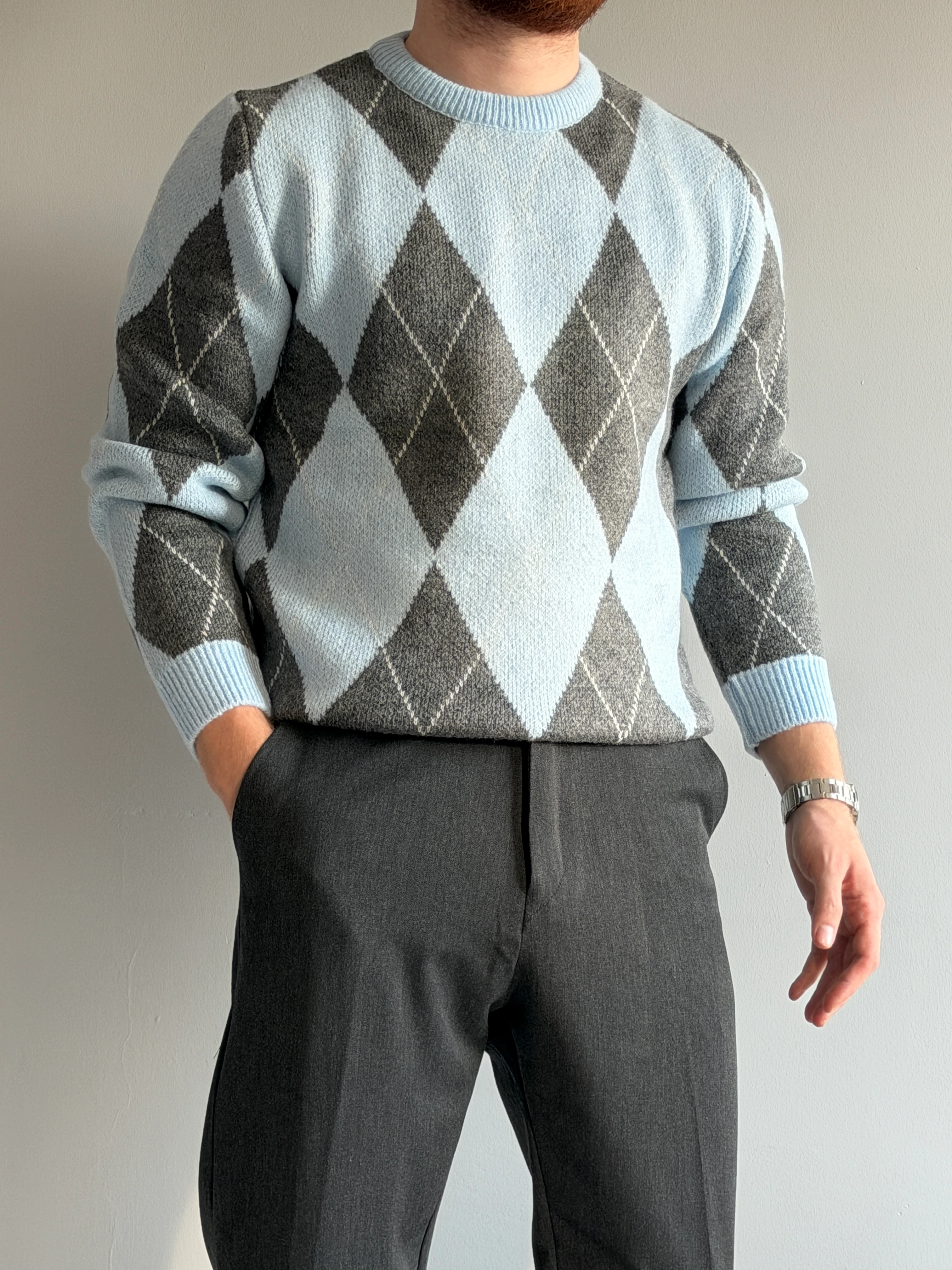 Prime Old Money Exclusive Yumuşak Dokulu Şardonlu Jakarlı Baklava Desenli Triko Kazak - P197 - Bebe Mavisi