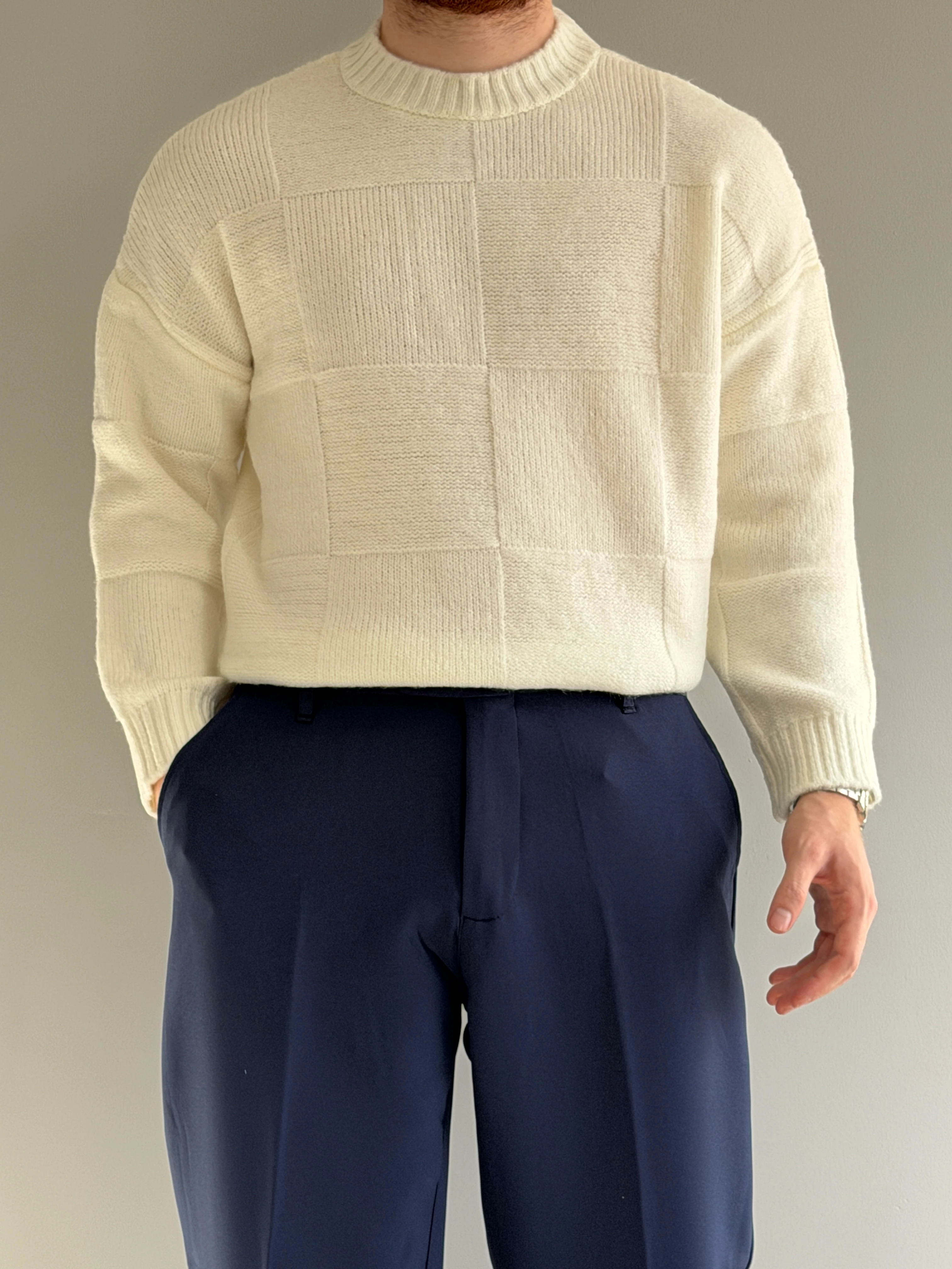 Prime Old Money Exclusive Oversize Kalıp Kare Desenli Yumuşak Dokulu Triko Kazak - P196 - Ekru