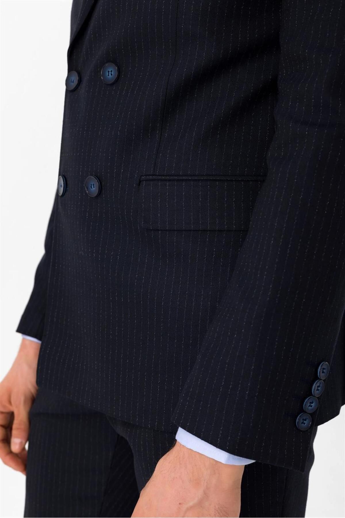 Süvari Dar Kesim Çizgili Lacivert Kruvaze Takım Elbise