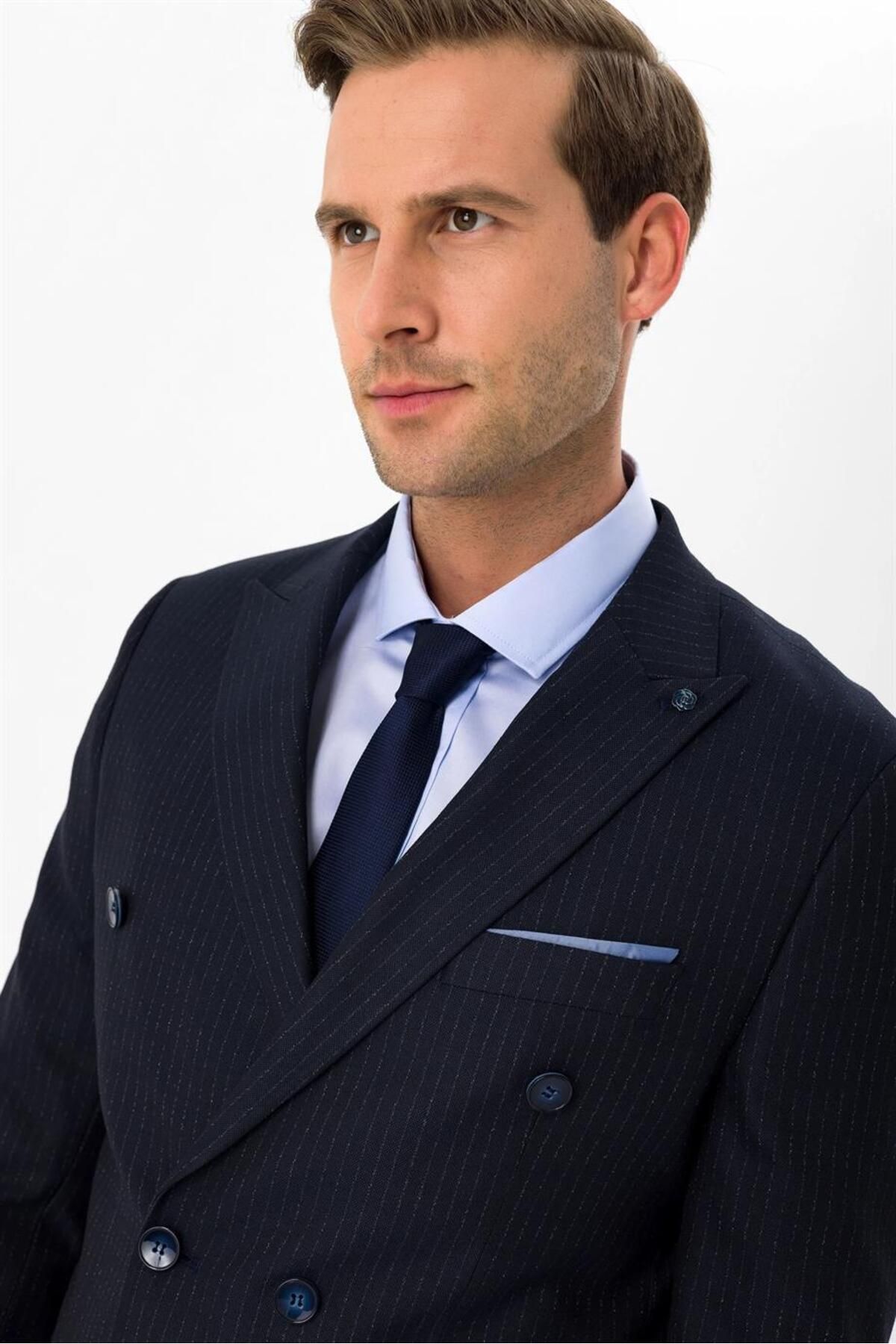 Süvari Dar Kesim Çizgili Lacivert Kruvaze Takım Elbise