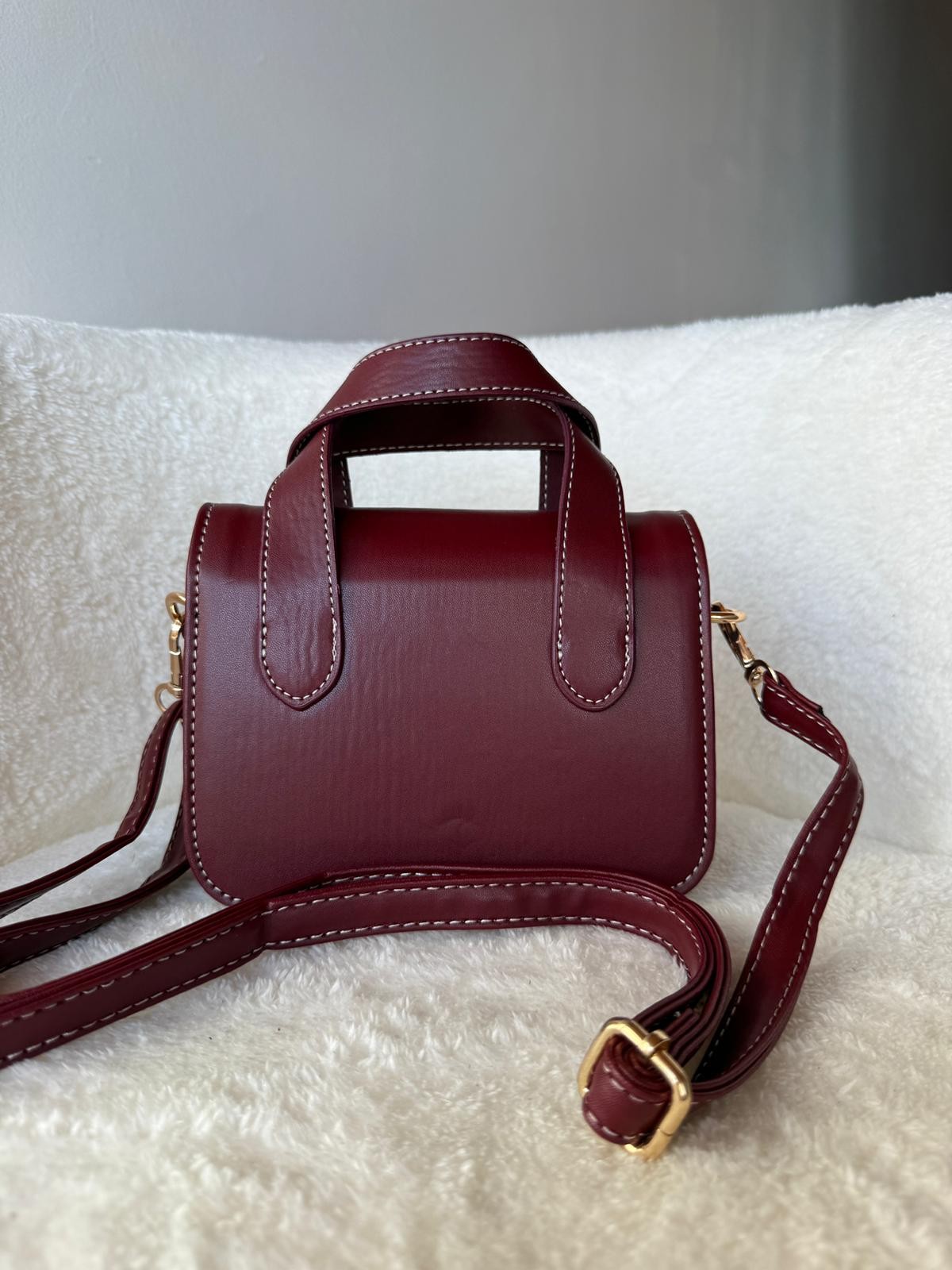 Nina Model Bordo Kadın El ve Omuz Çantası