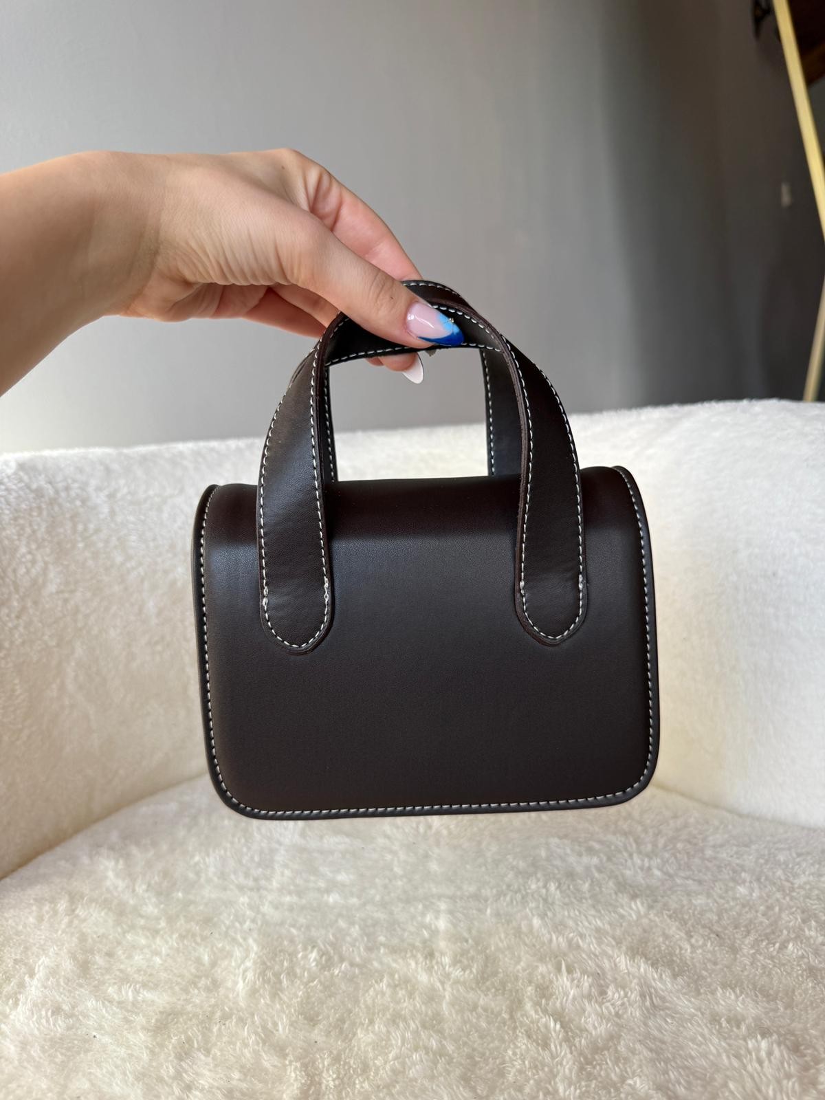 Nina Model Acı Kahve Kadın El ve Omuz Çantası