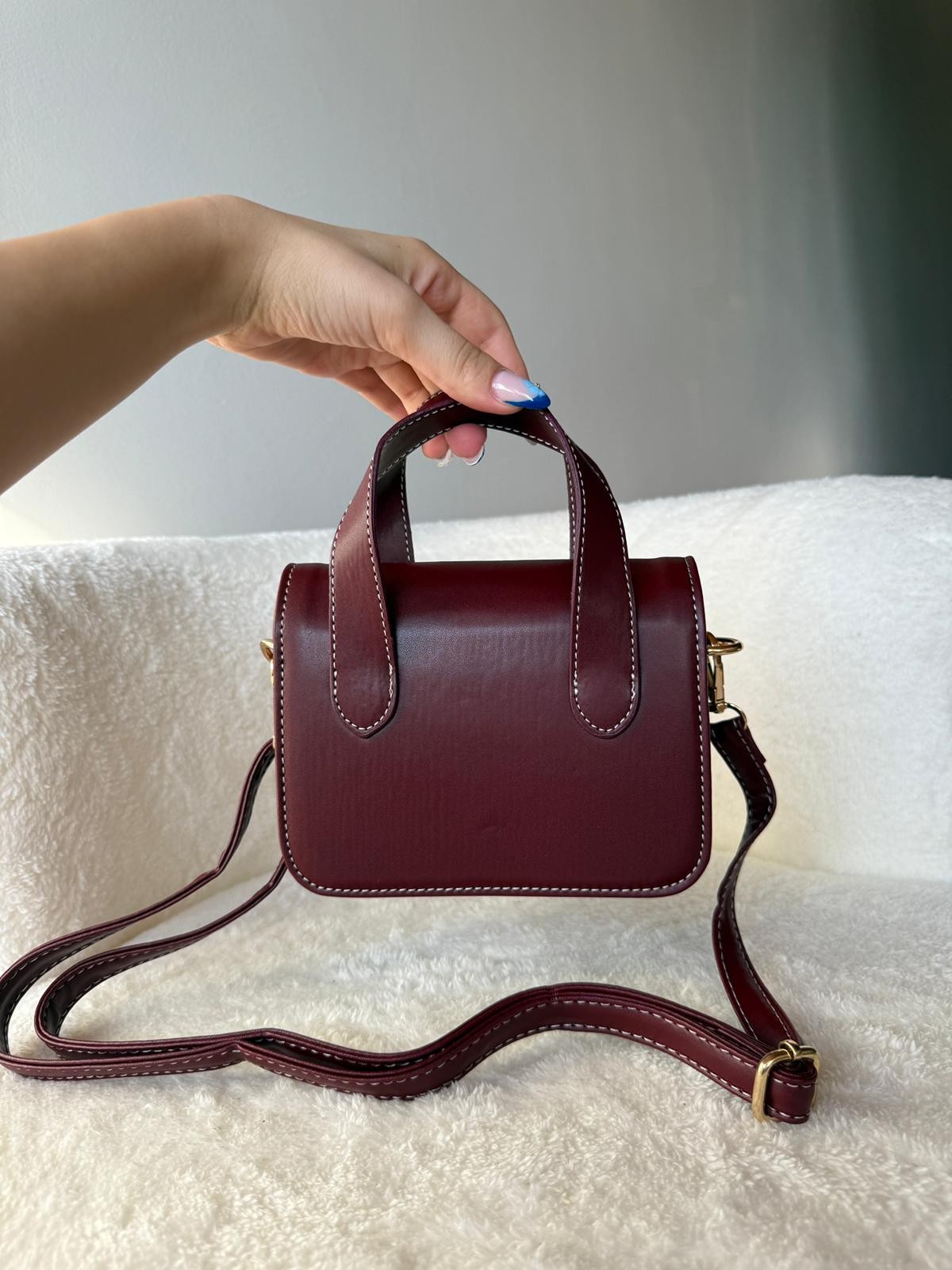 Nina Model Bordo Kadın El ve Omuz Çantası
