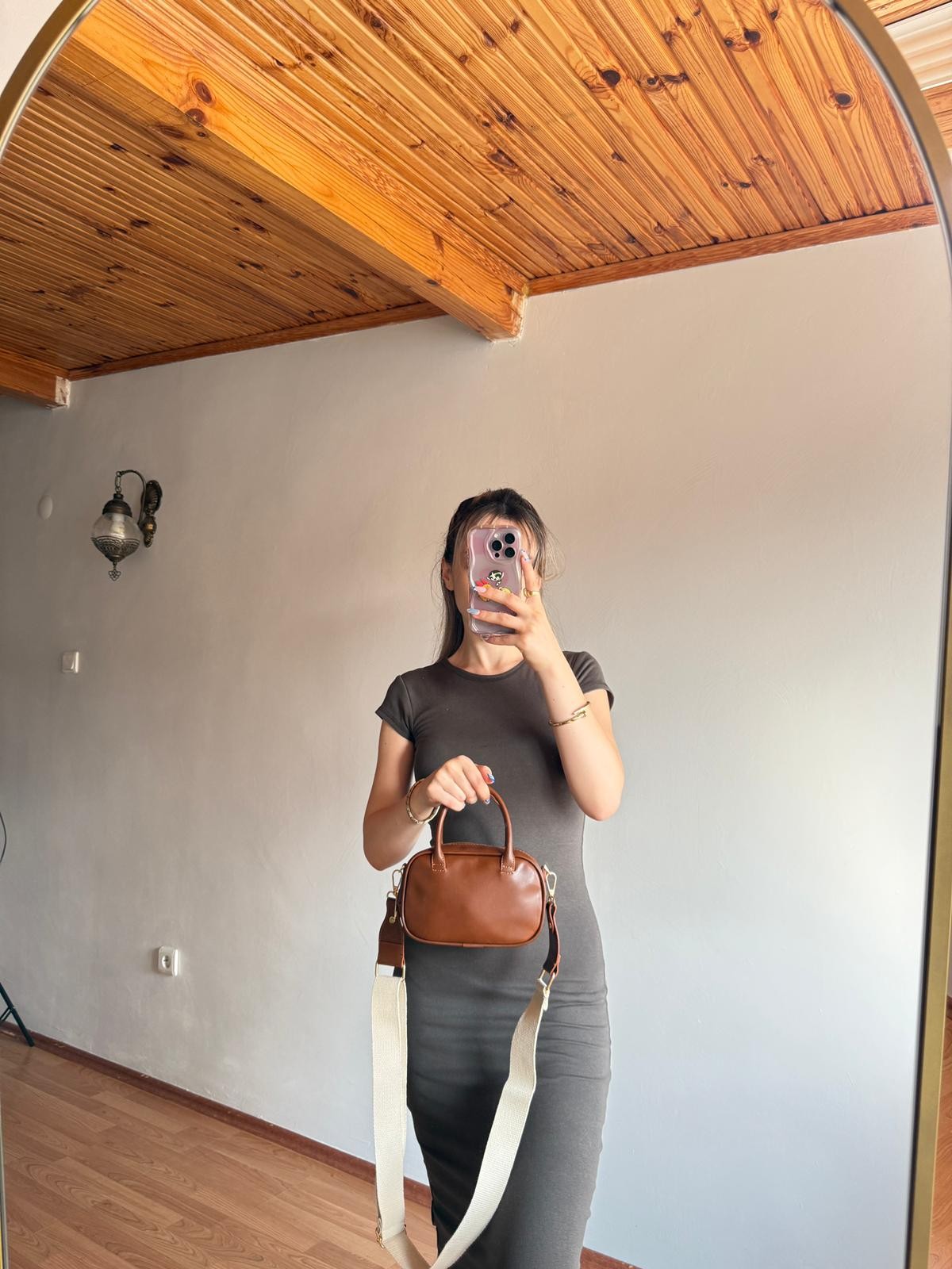Velora Model Taba Kadın El ve Omuz Çantası