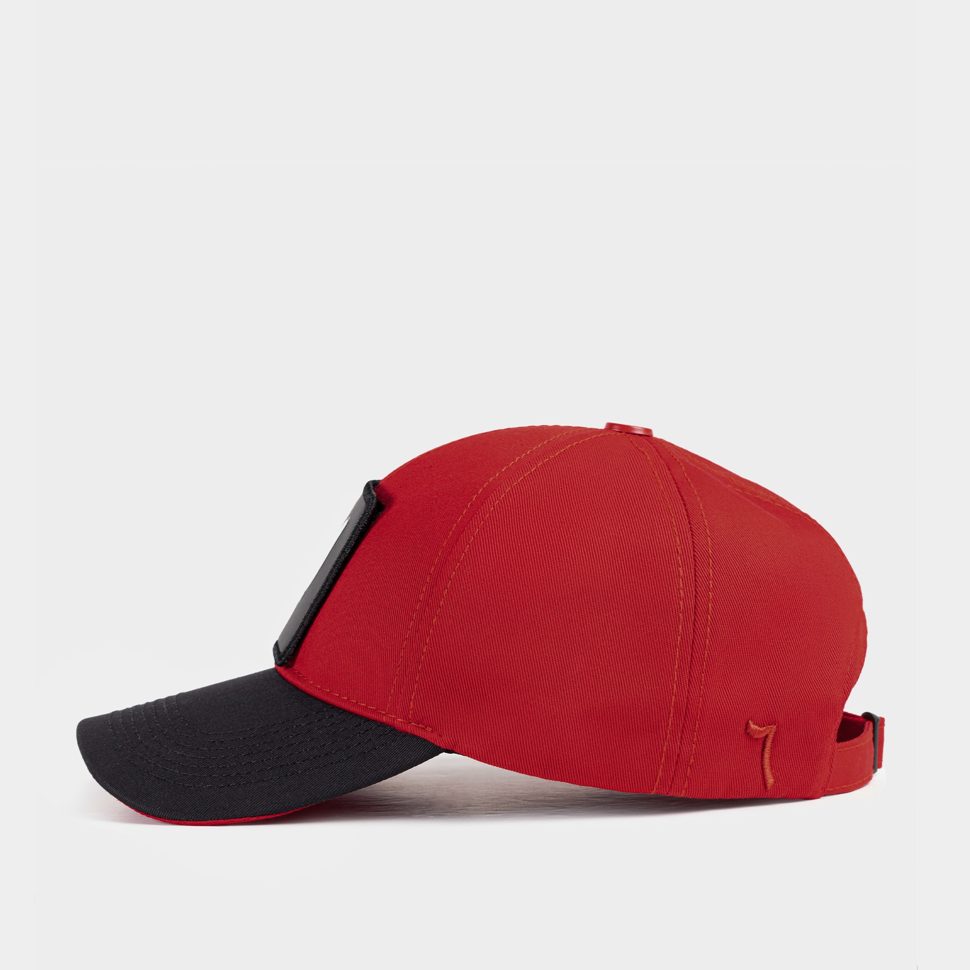 BlackBörk Six Baseball Siyah Siperli - Kırmızı Şapka (CAP)