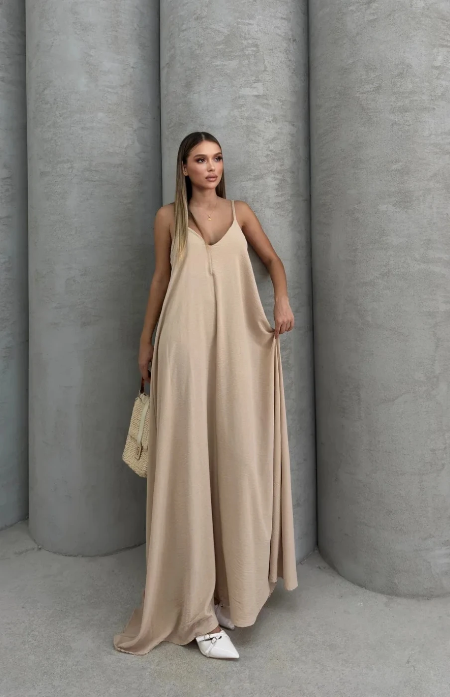 Askılı ayrobin kumaş elbise