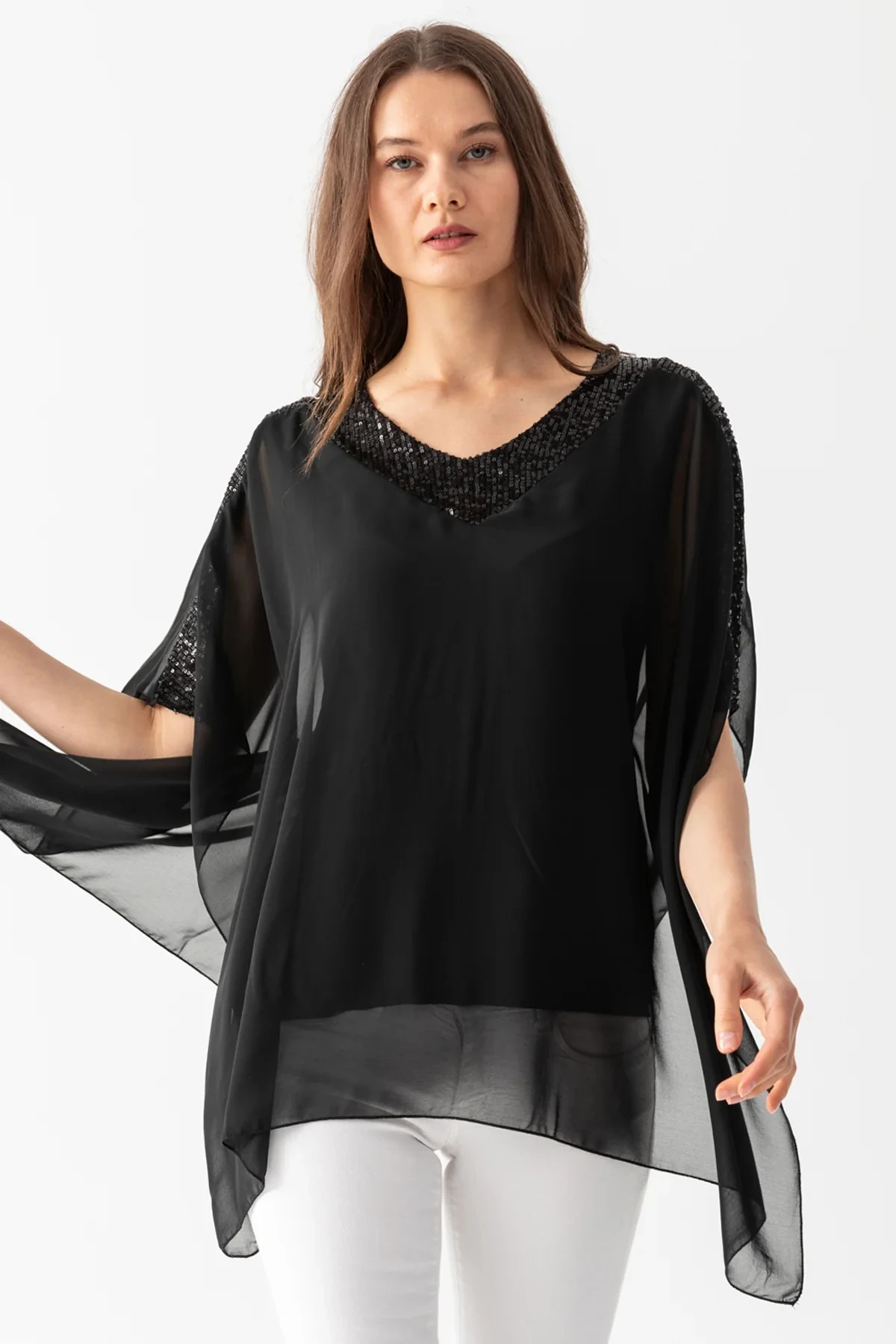 Kadın Siyah Pul Detaylı Viskon Penye Astarlı Şifon Pelerin Bluz